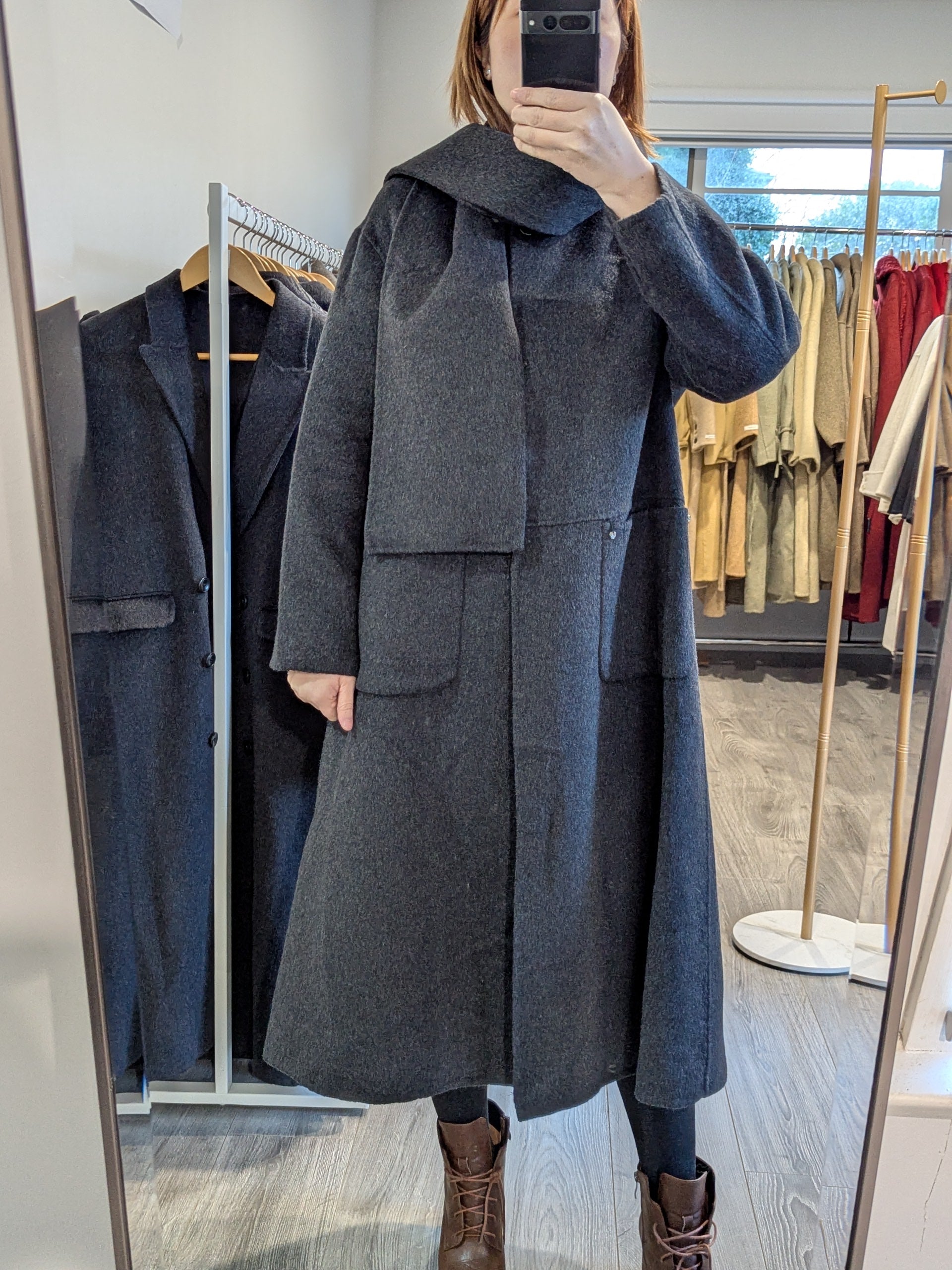 197 100% Wool Coat Grey Charcoal S M