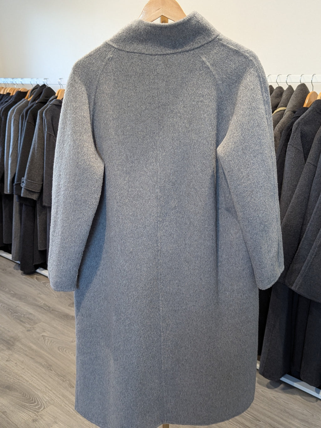 172 90% Wool Coat Grey S 8-10
