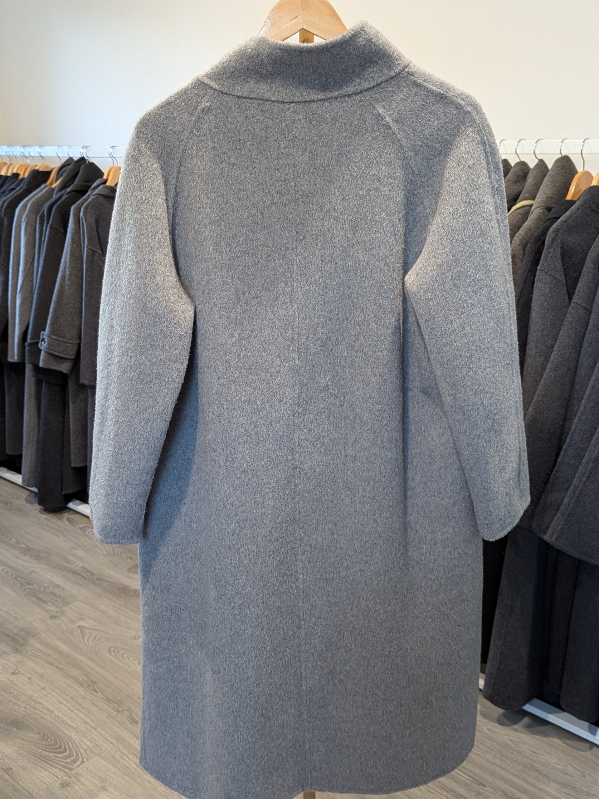 172 90% Wool Coat Grey S 8-10