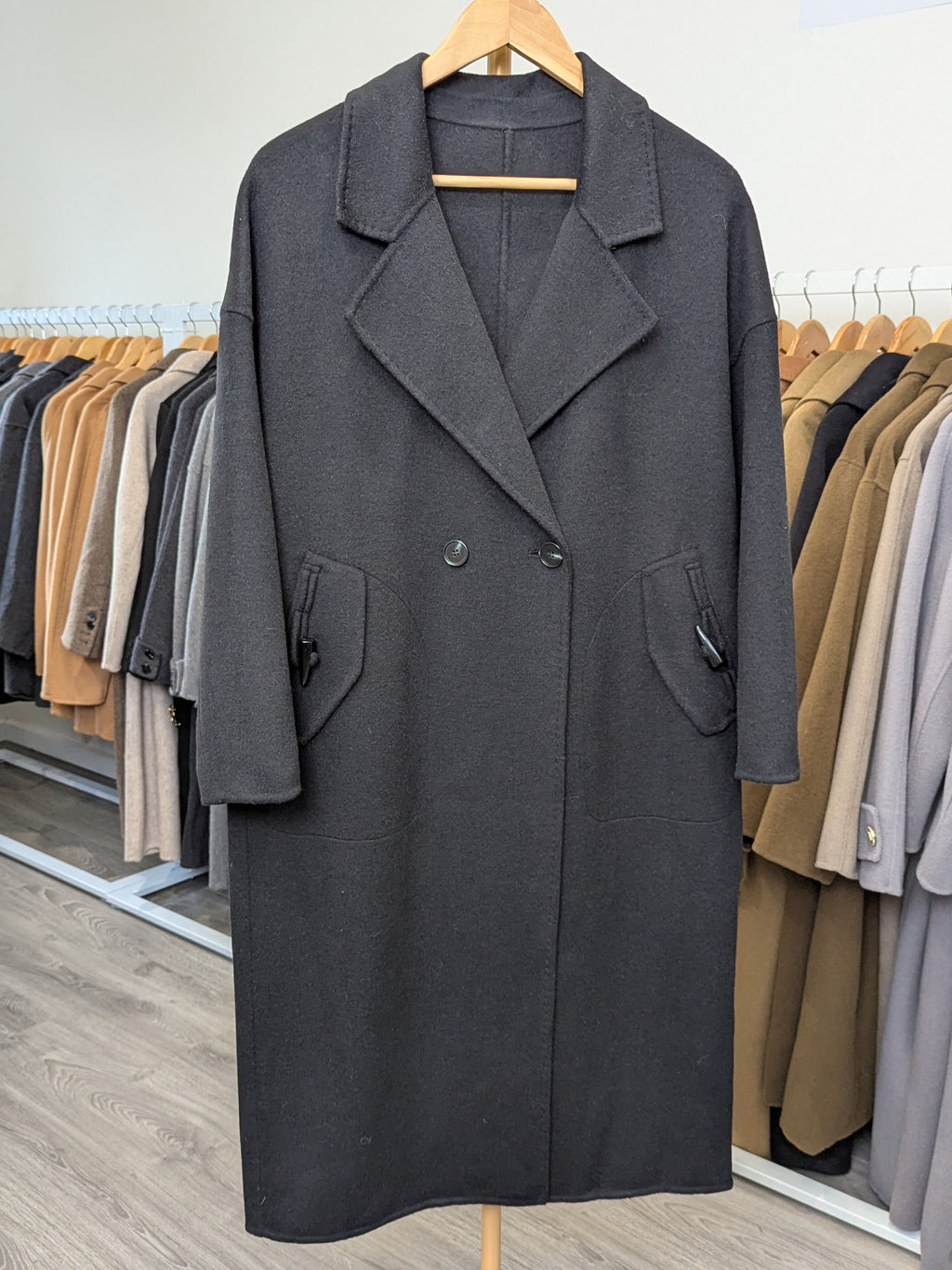032 100% Wool Coat Black