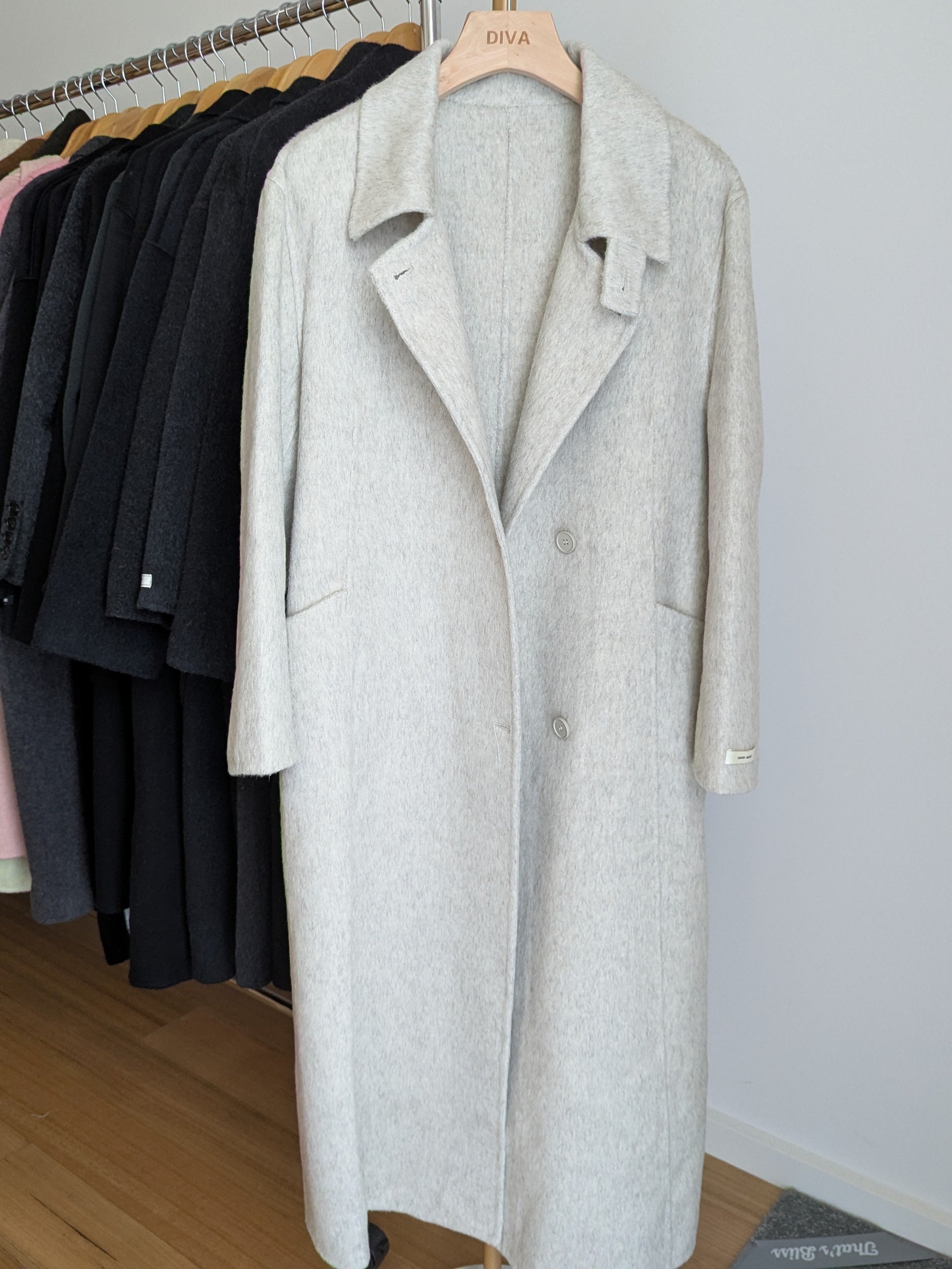 Brand New Pure Wool Coat High Quality Wool 154 Size M8-12