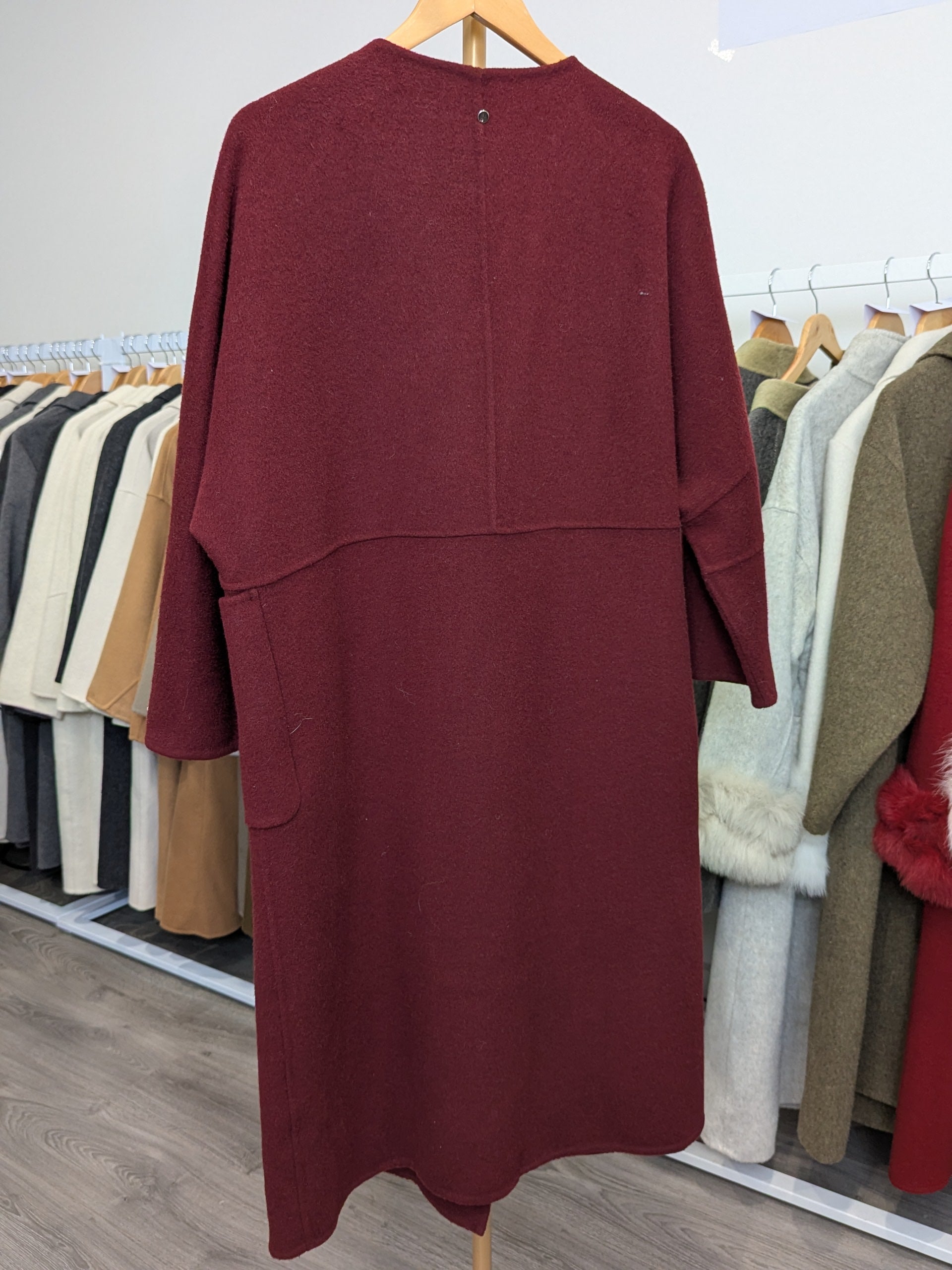 183 100% Wool Coat Burgundy