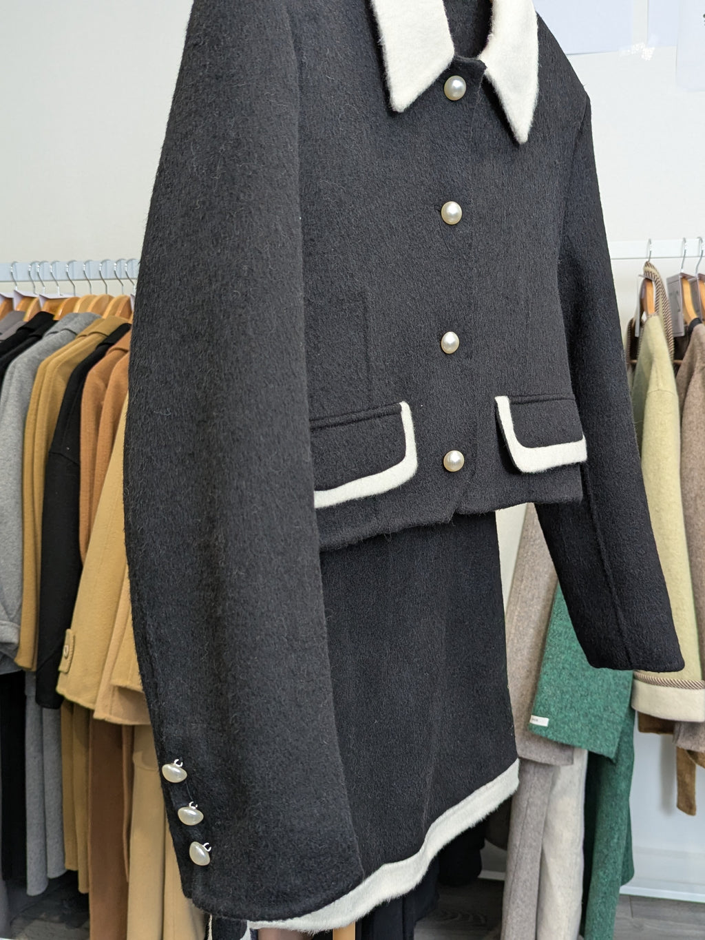 227 70% Wool Coat Set Black M 8-10