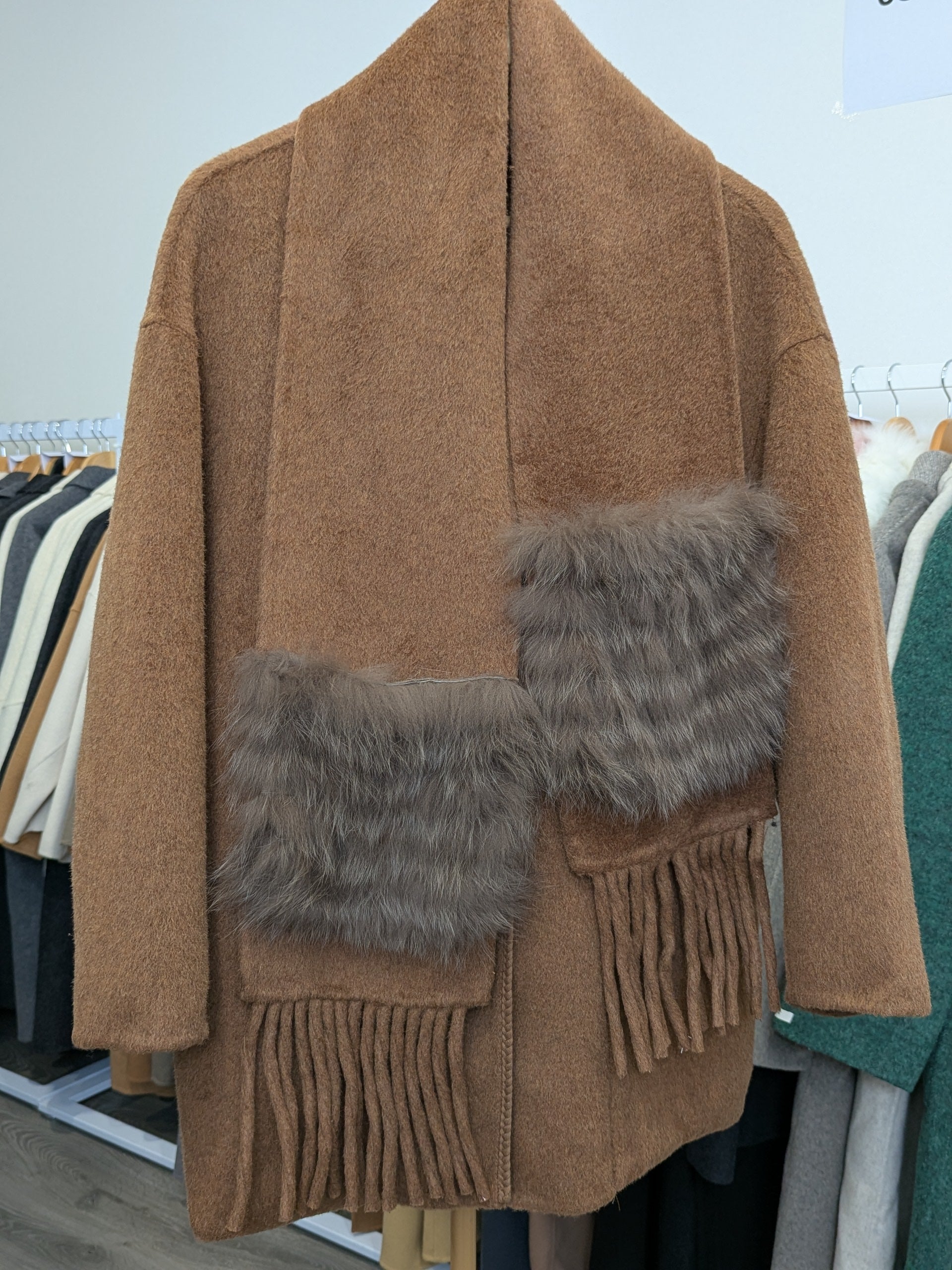 224 100% Wool Coat with Fur trim scarf M 12-16 Camel Brown