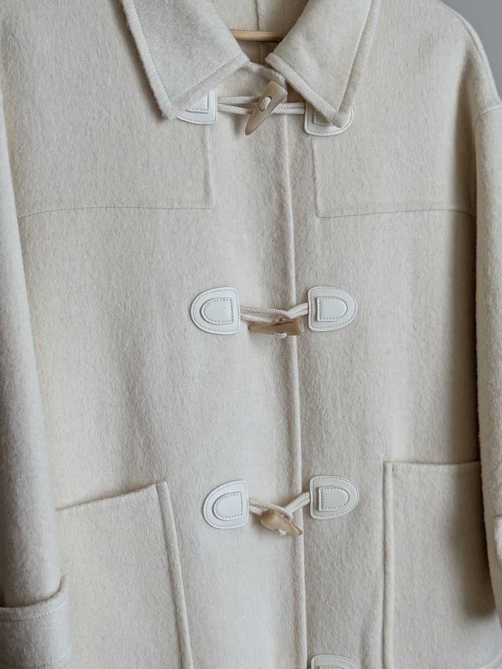 274 68% Wool Coat S 10-12 Cream