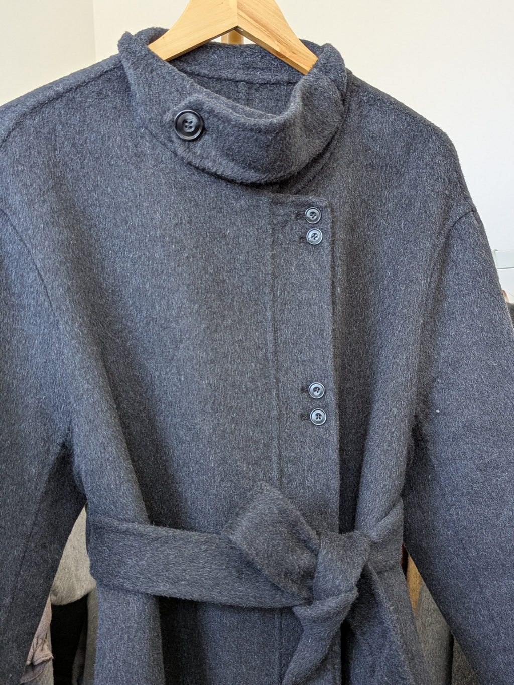 242 70% Wool Coat Charcoal S 10-12