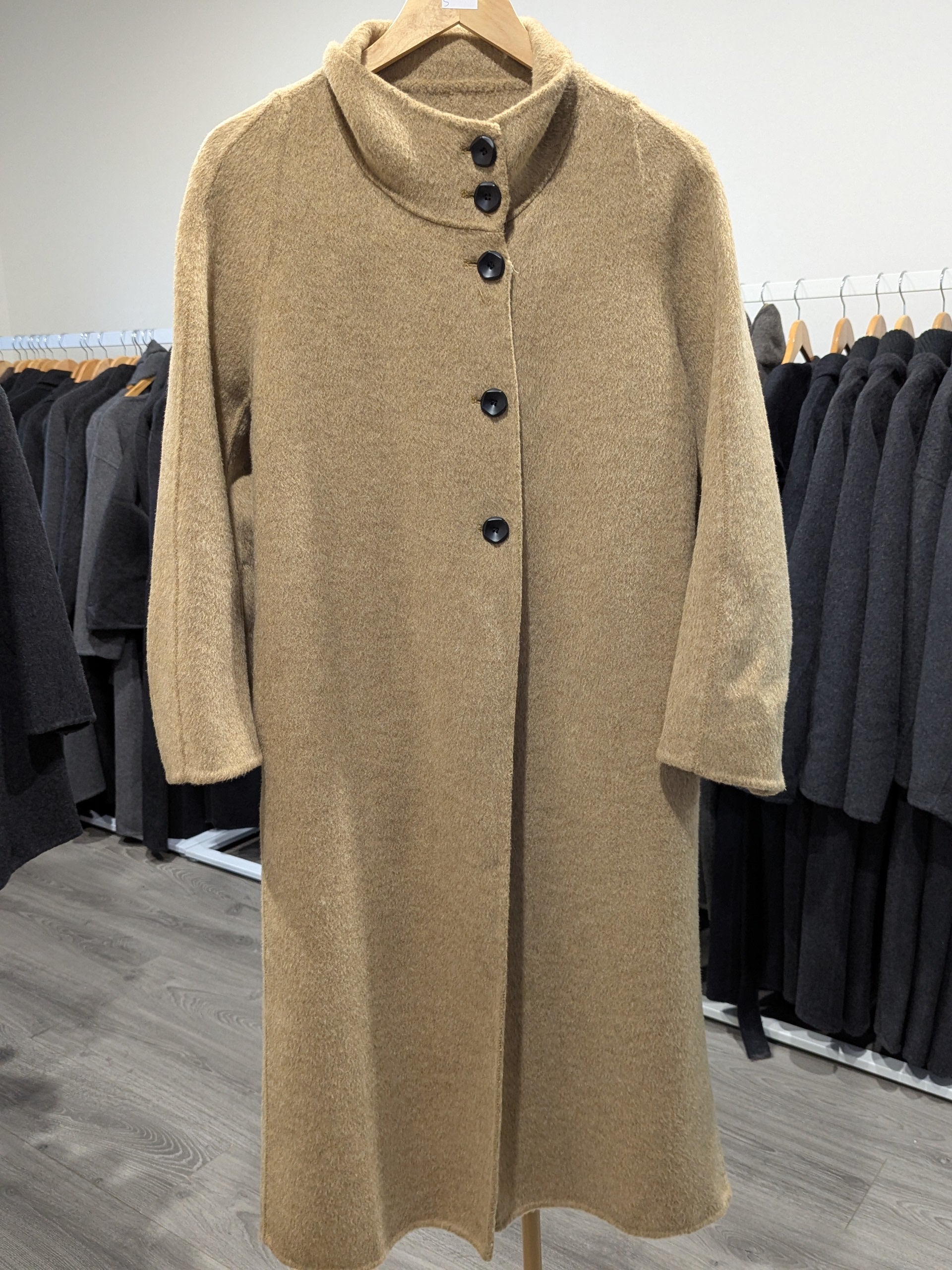 143 100% Wool Coat Light Tan S 8-12