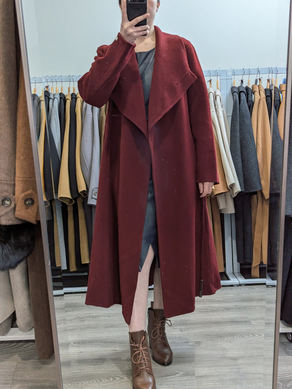 130 70% Wool Coat Burgundy M 8-10