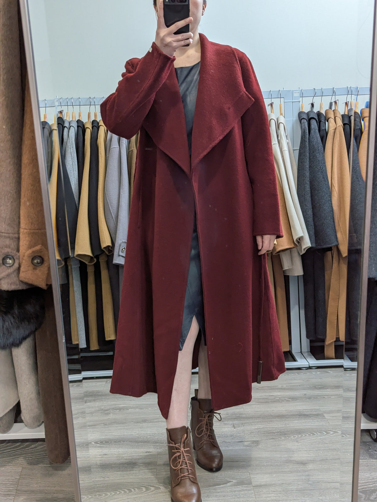 130 70% Wool Coat Burgundy M 8-10