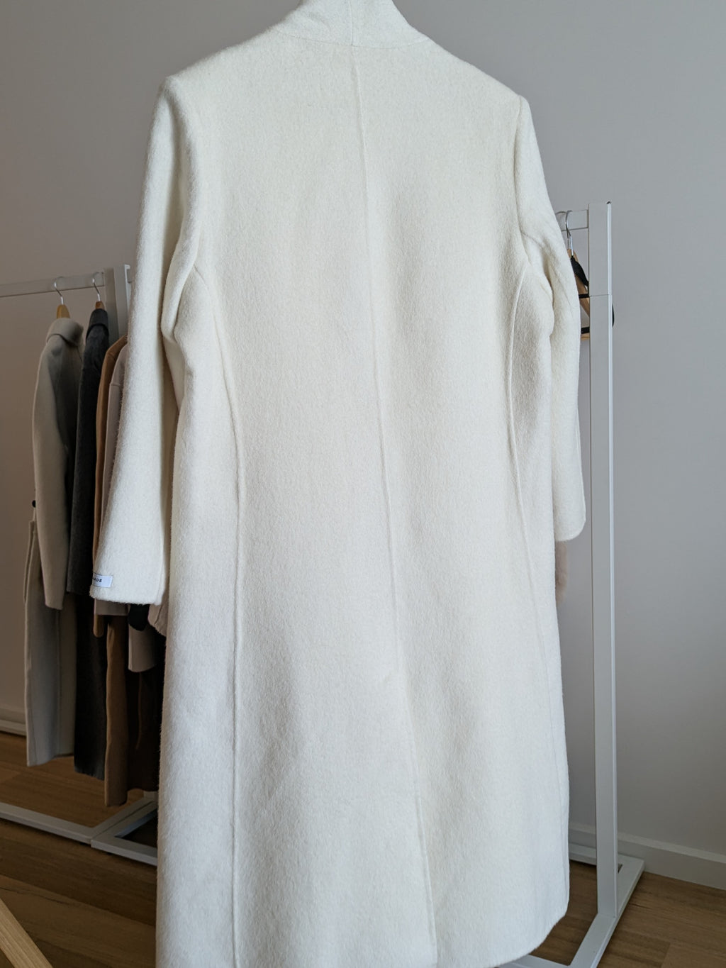 220 100% Wool Coat Cream M 8-10