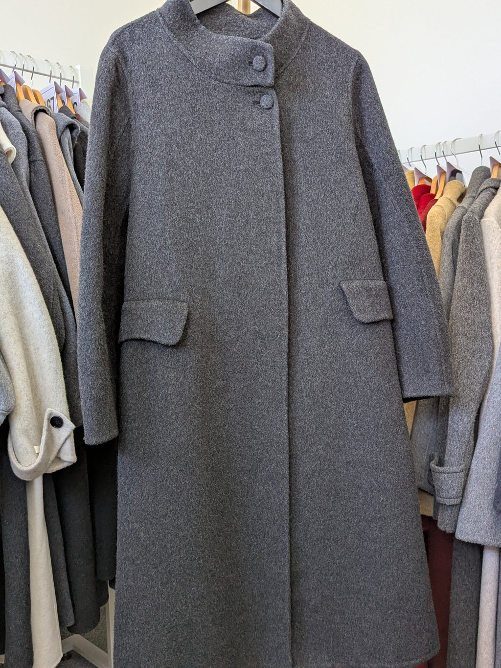 239 75% Wool Coat M 10-12 Charcoal