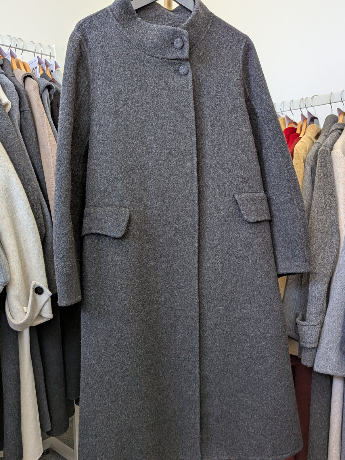 239 75% Wool Coat M 10-12 Charcoal