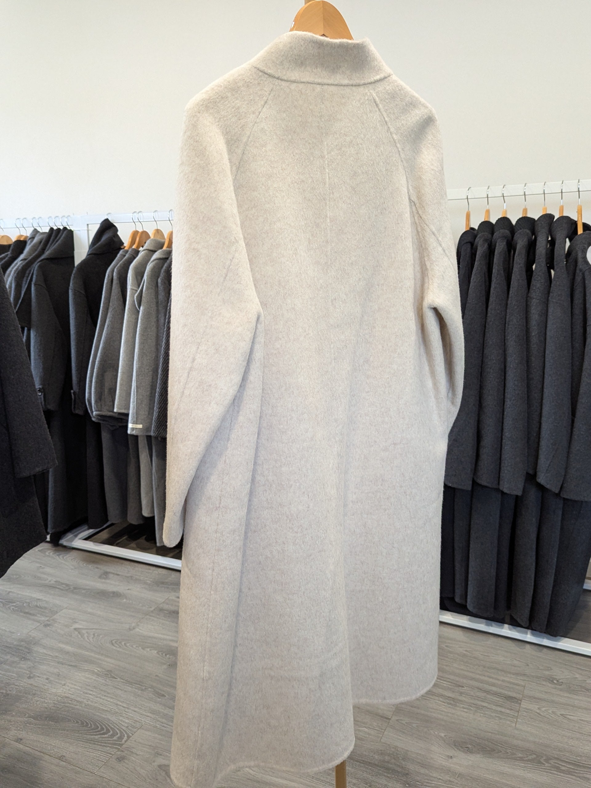 138 95% Wool Coat Oat M 10-12