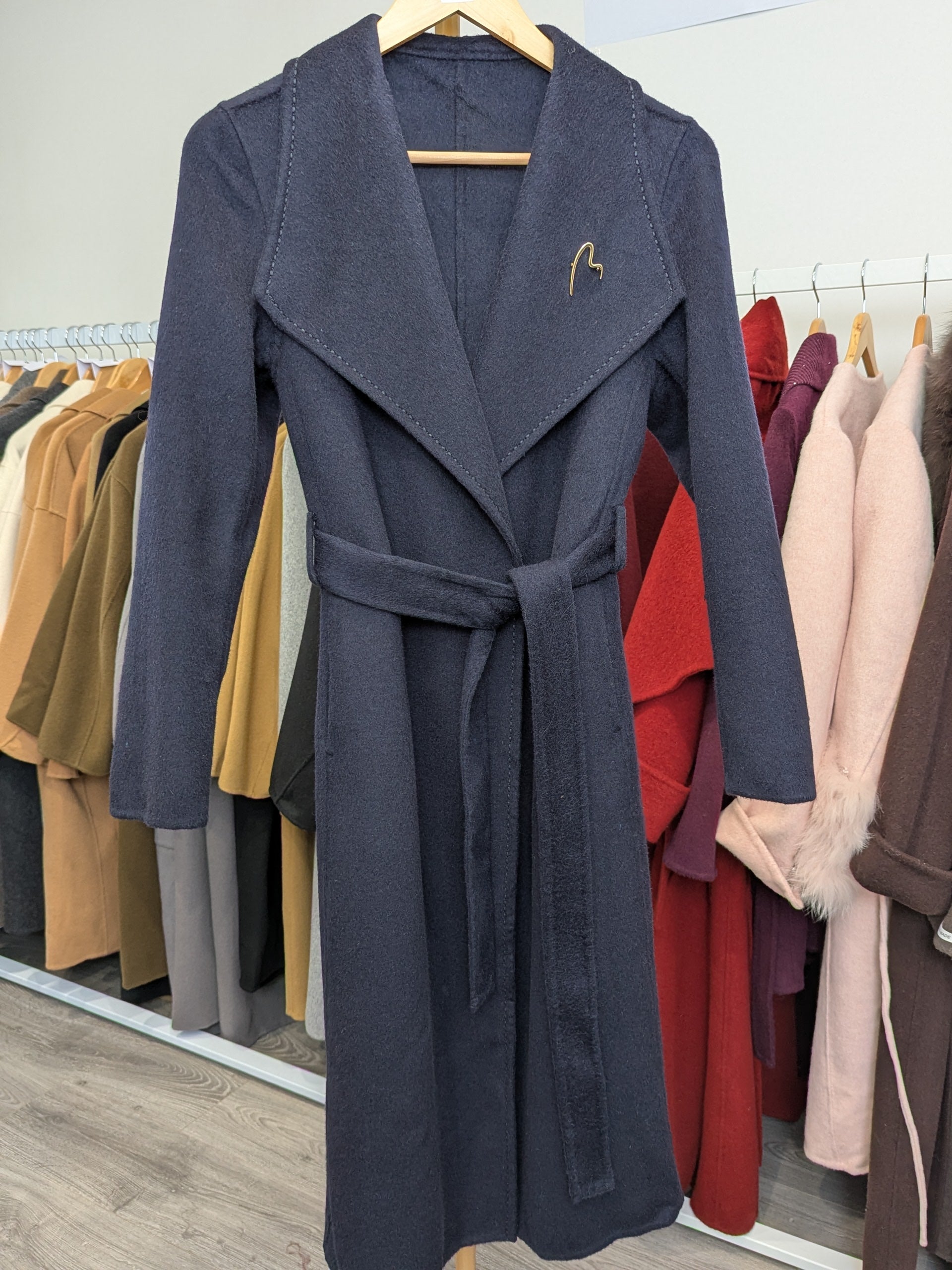 185 70% Wool Coat Red Navy