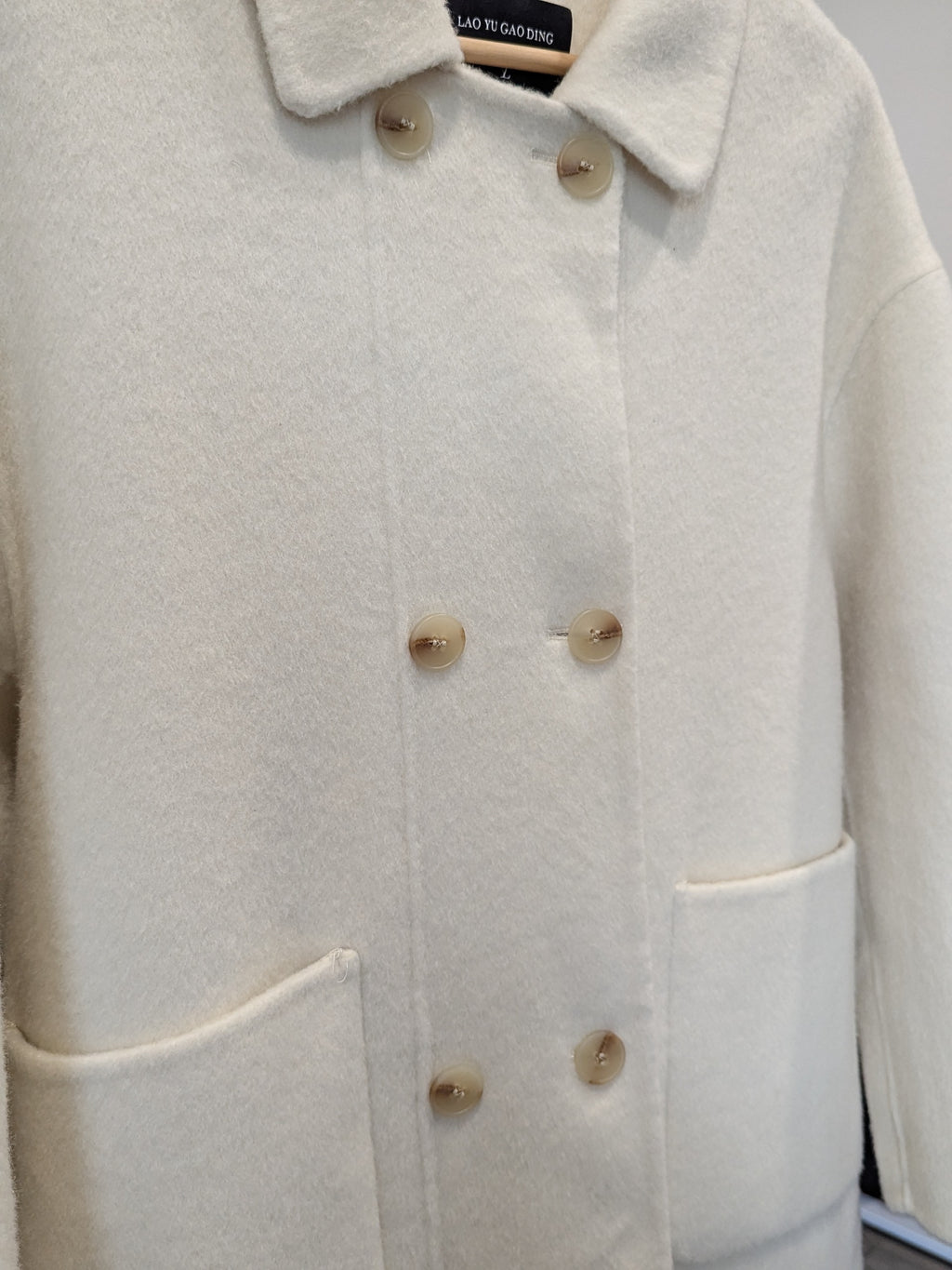 127 70% Wool Coats Cream S 8-12