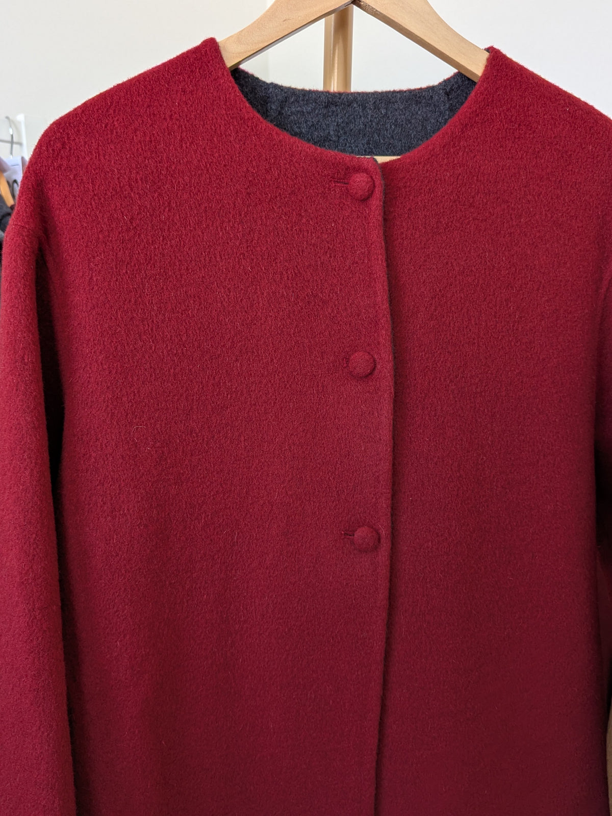 231 75% Wool Coat S 10-12 Red