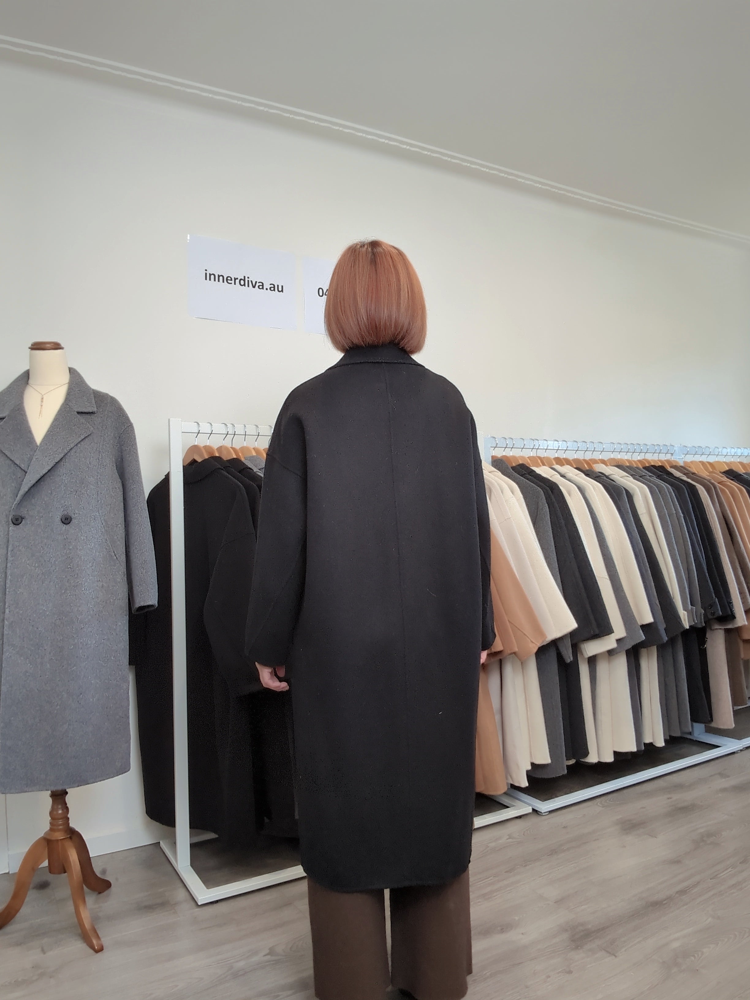 032 100% Wool Coat Black