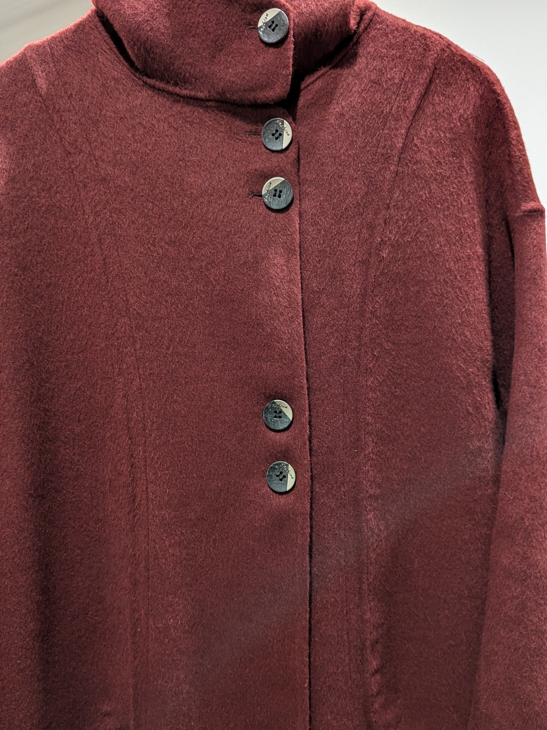 147 100% Wool Coat Burgundy Olive