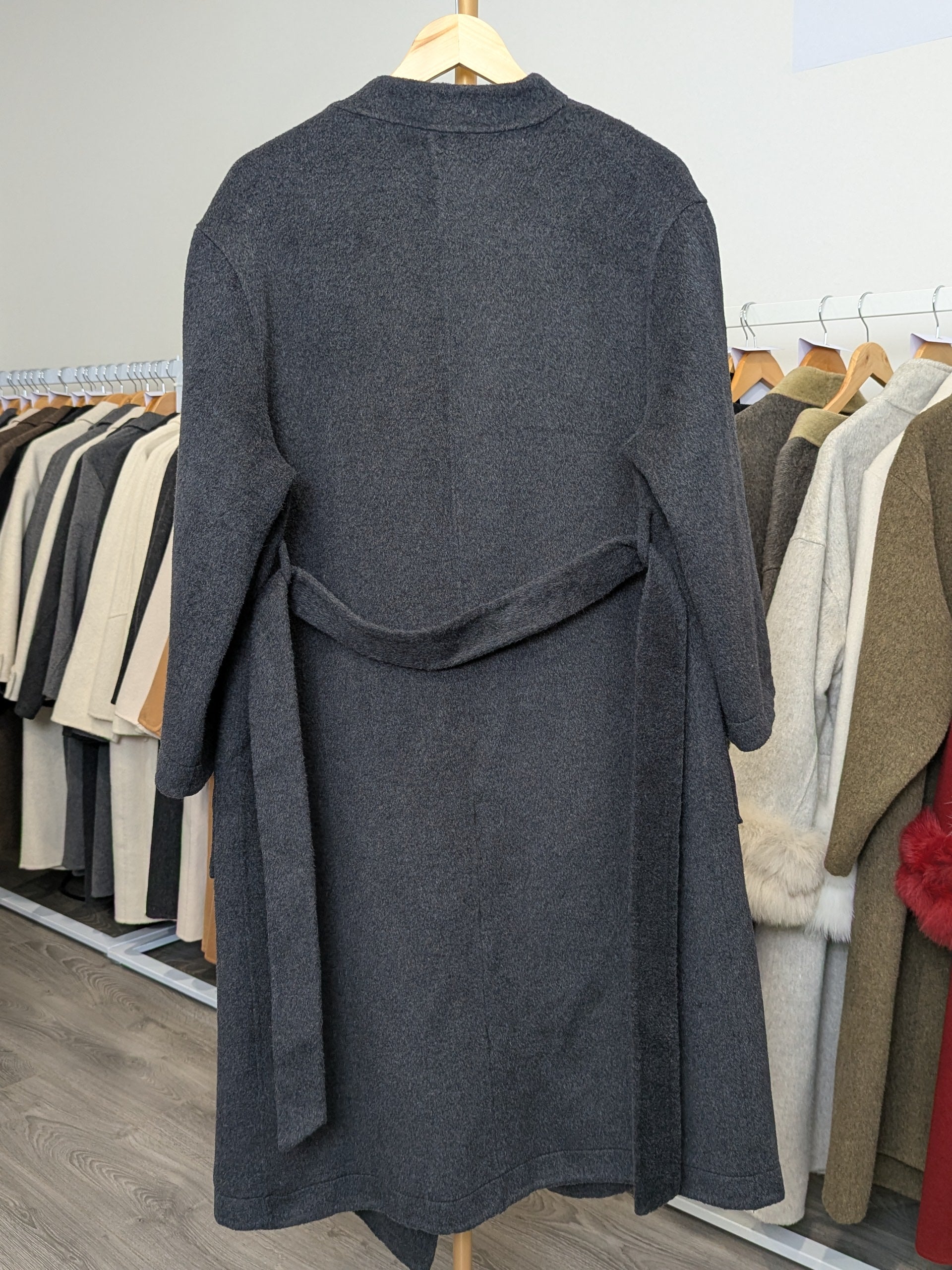 185 100% Wool Coat Dark Grey