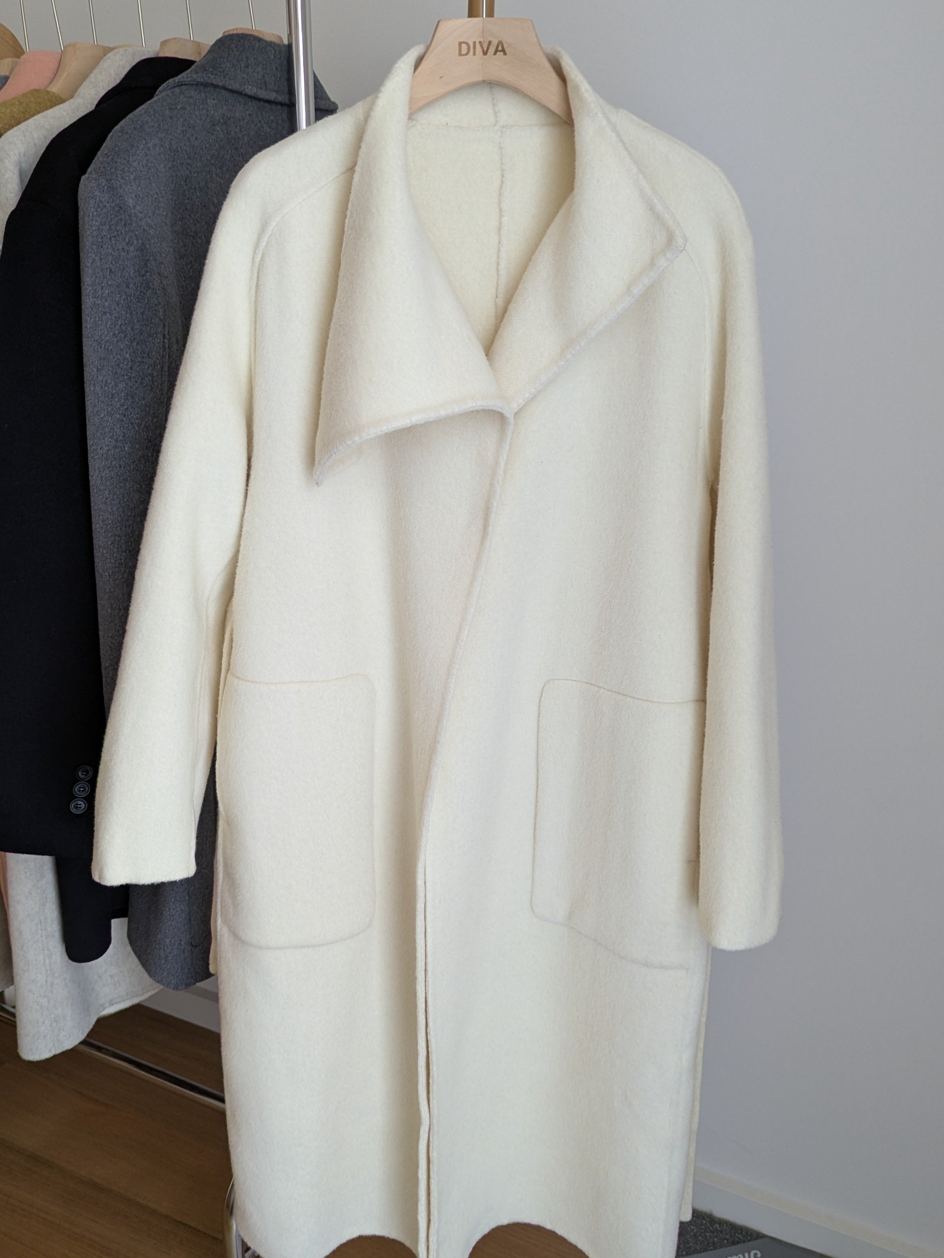 Brand New Pure Wool Coat FREE SHIPPING High Quality Wool 113 Size M 10-12