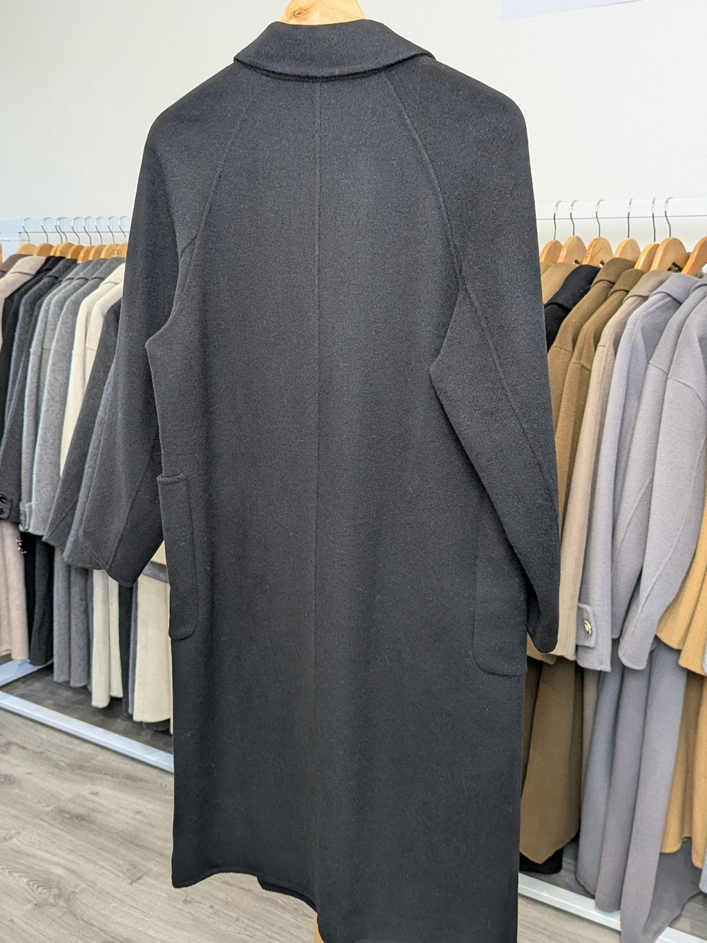 031 100% Wool Coat Black