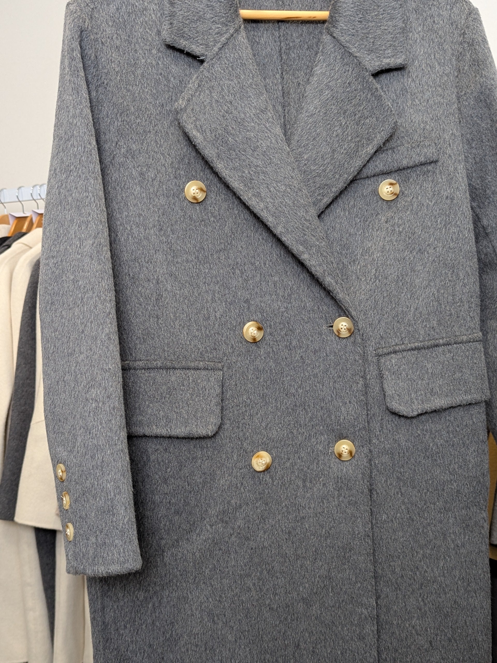 128 100% Wool Coat Grey