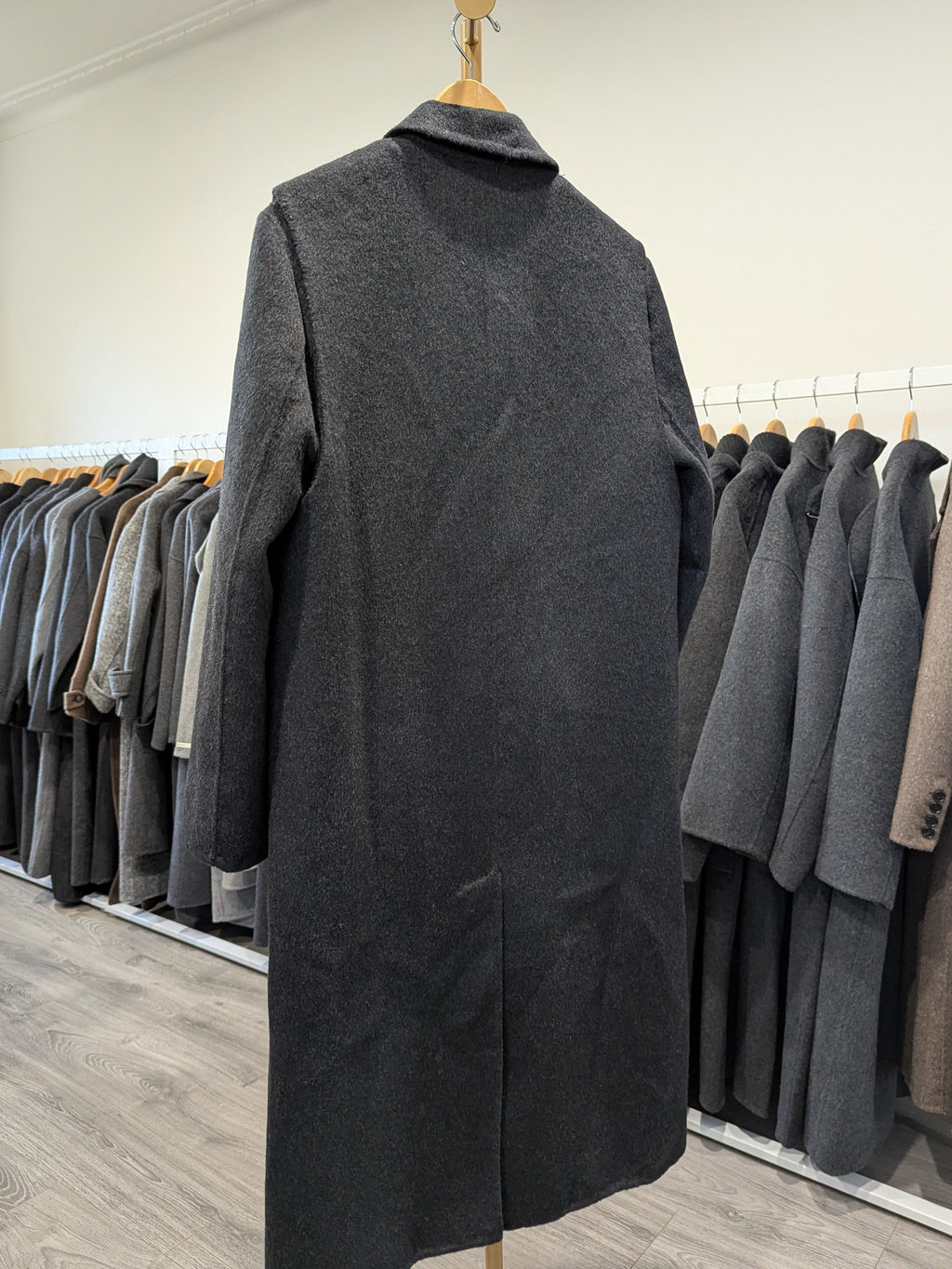 149 100% Wool Coat Charcoal M 8-12