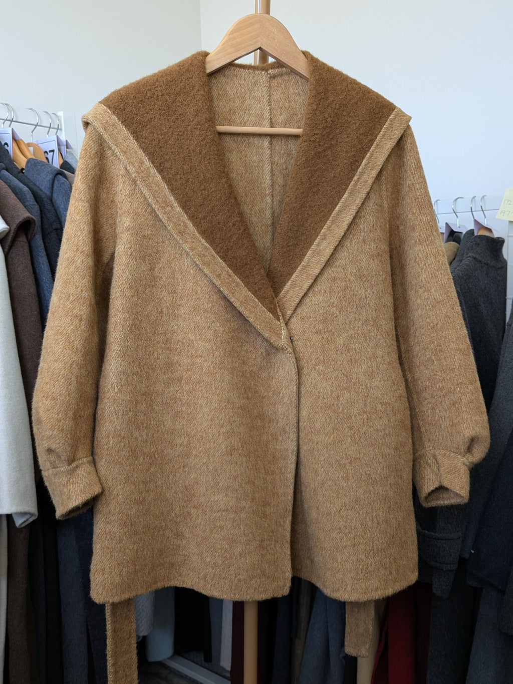 059 68% Wool Coat Camel S 8-10