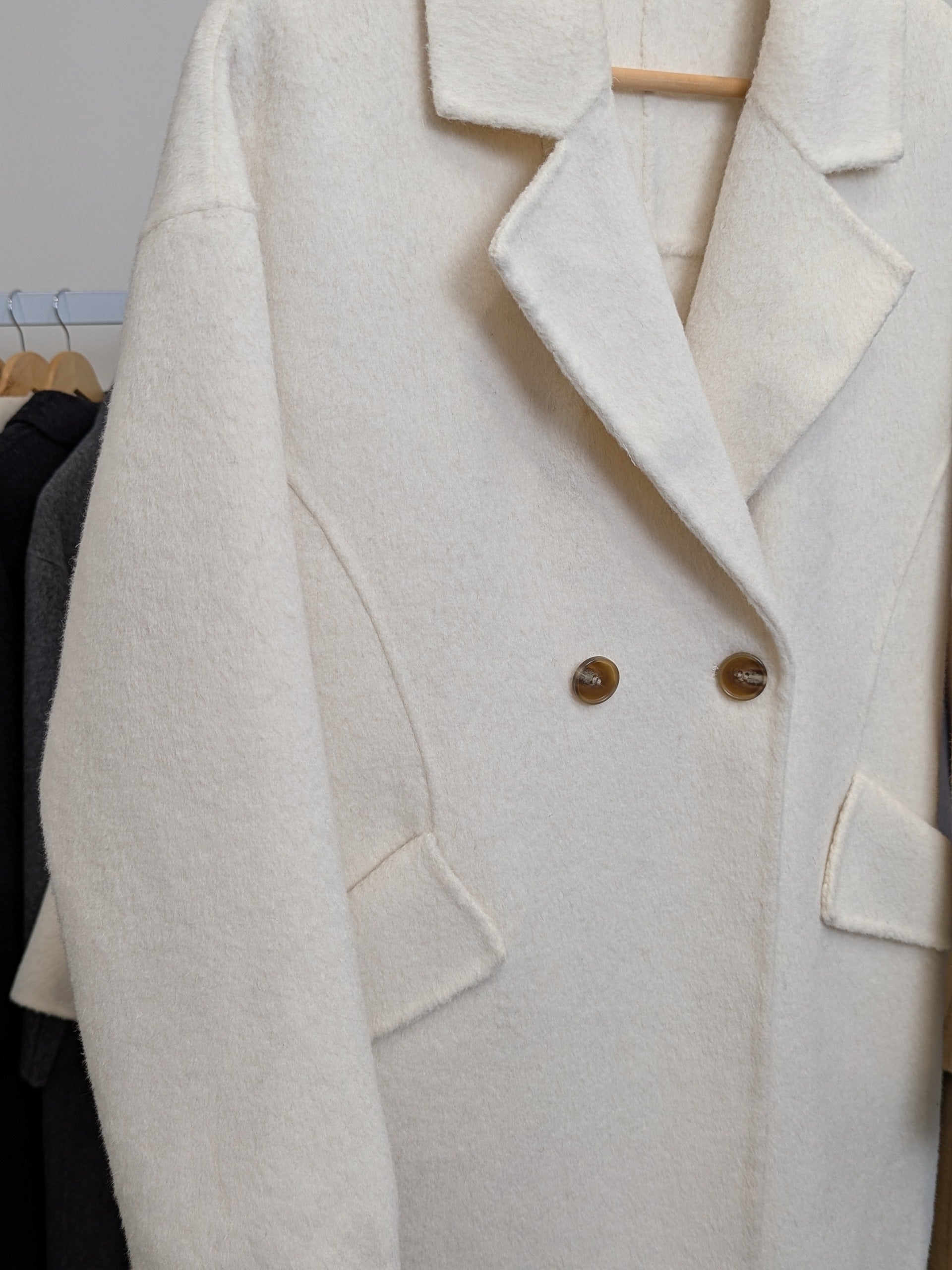 034 100% Wool Coat Cream