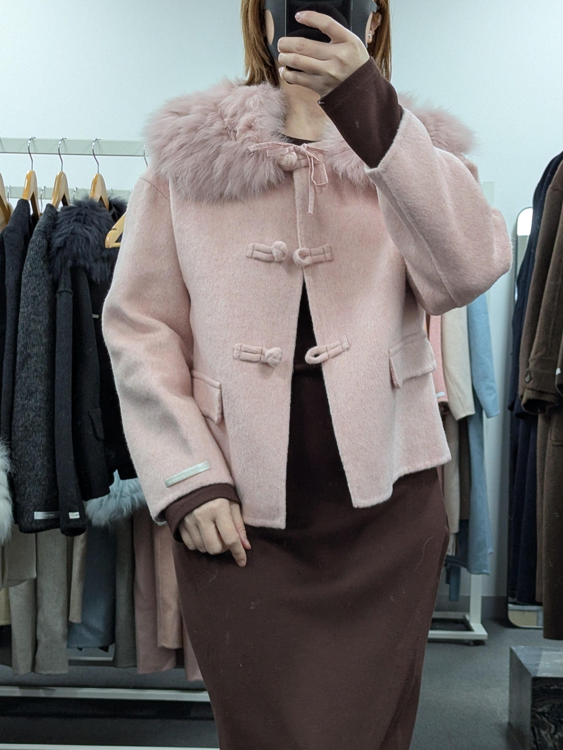 Women's Fur Collar Wool Coats Try-On Available 225 S8-10 68.5% Wool