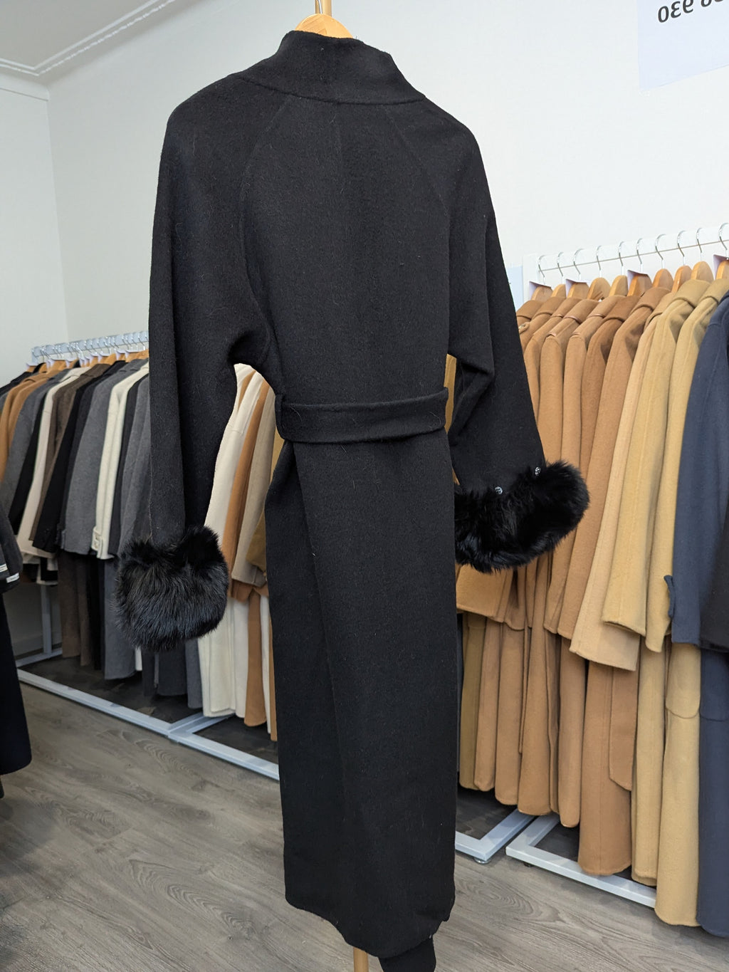 138 100% Wool Coat Black S 10-14 Fur trim