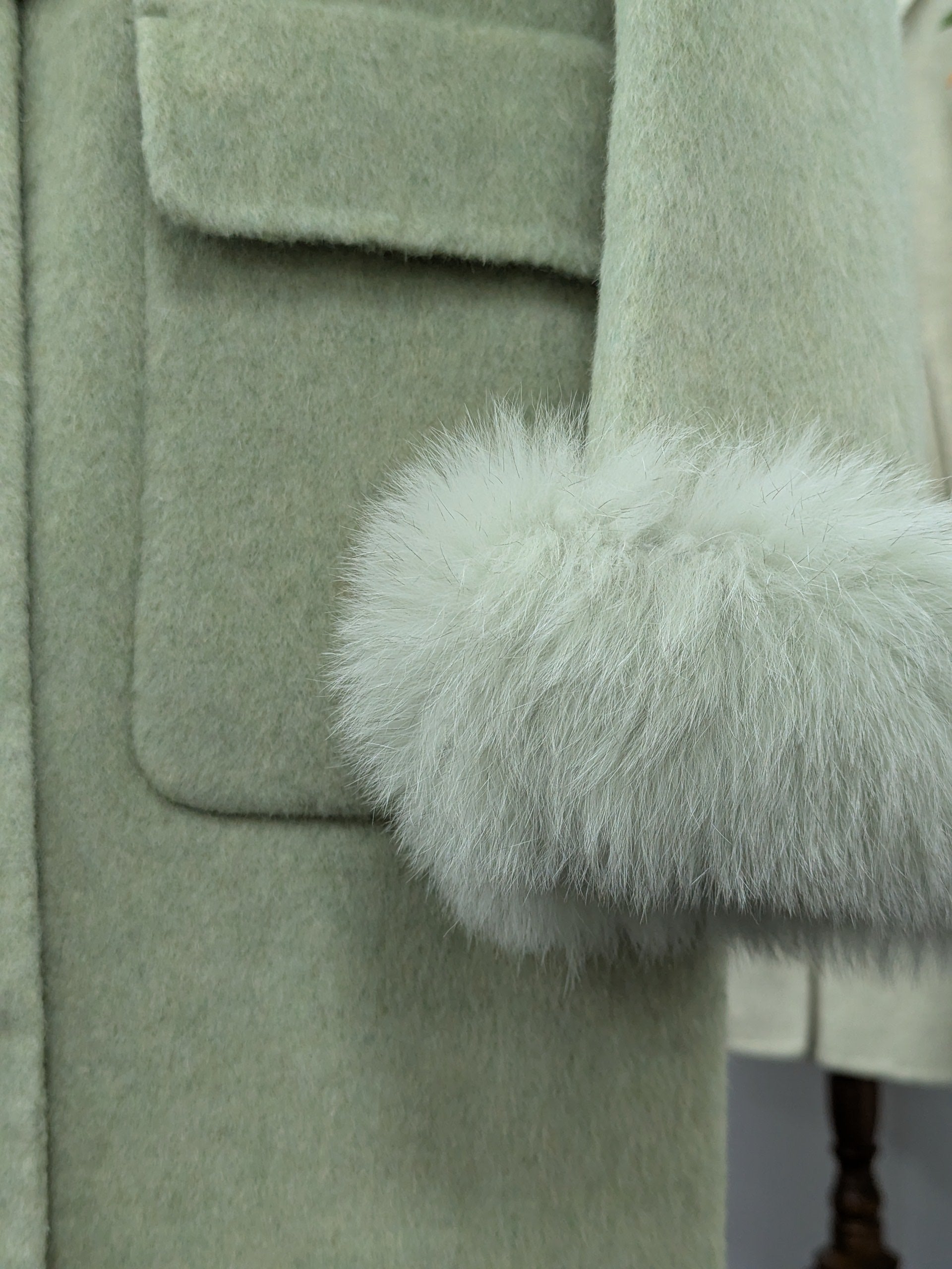Women's Fur Collar Wool Coats Try-On Available 231 Size S6-8 M10-12 100% Wool