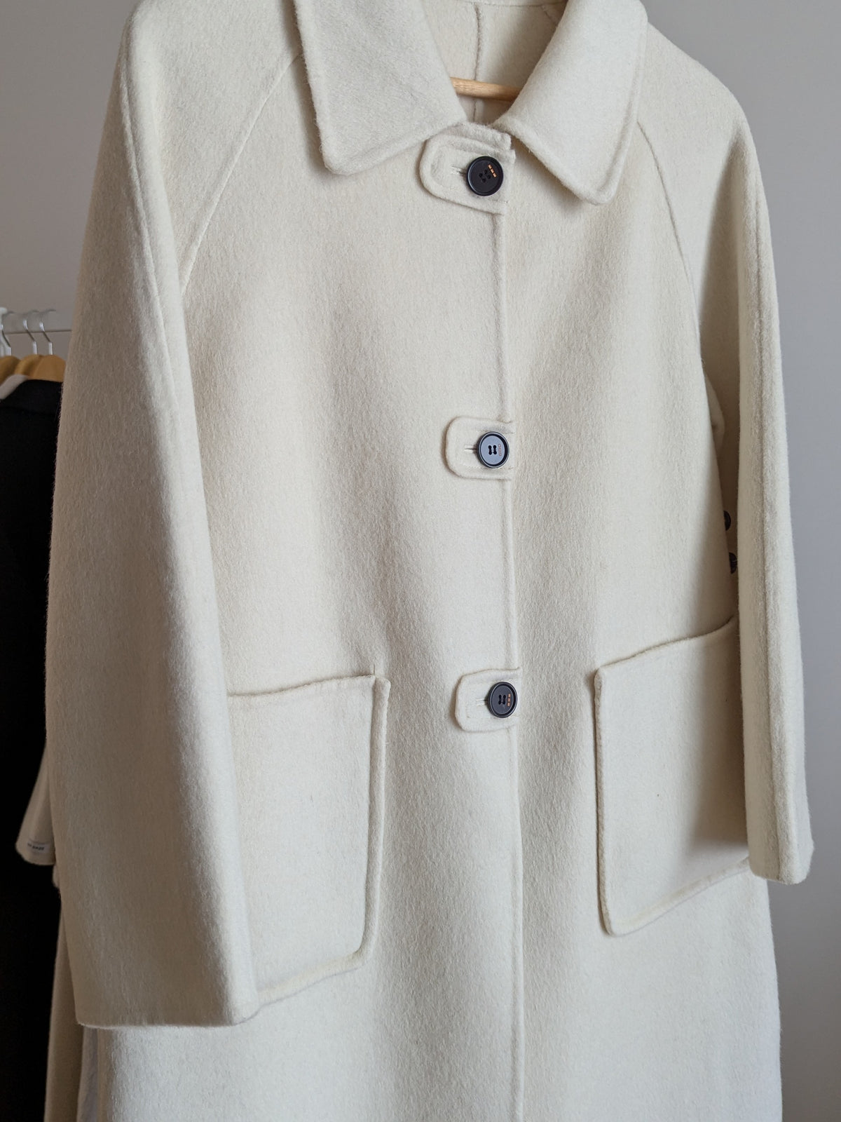 219 65% Wool Coat Cream S 8-10