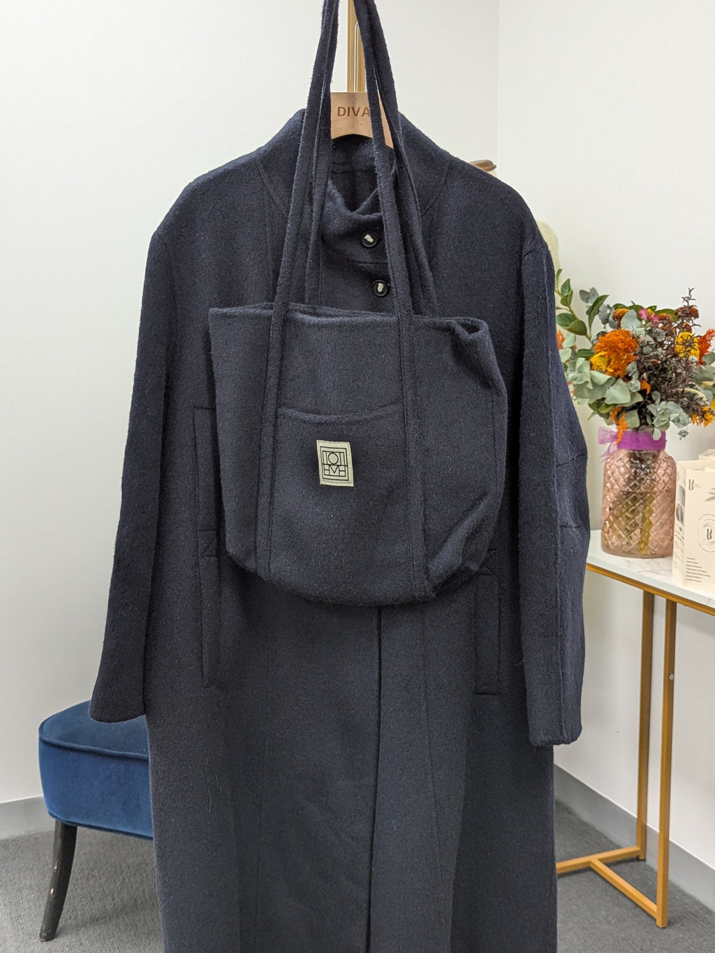 Navy Women's Pure Wool Coats Try-On Available 217 M10-14 100% Wool With Handbag