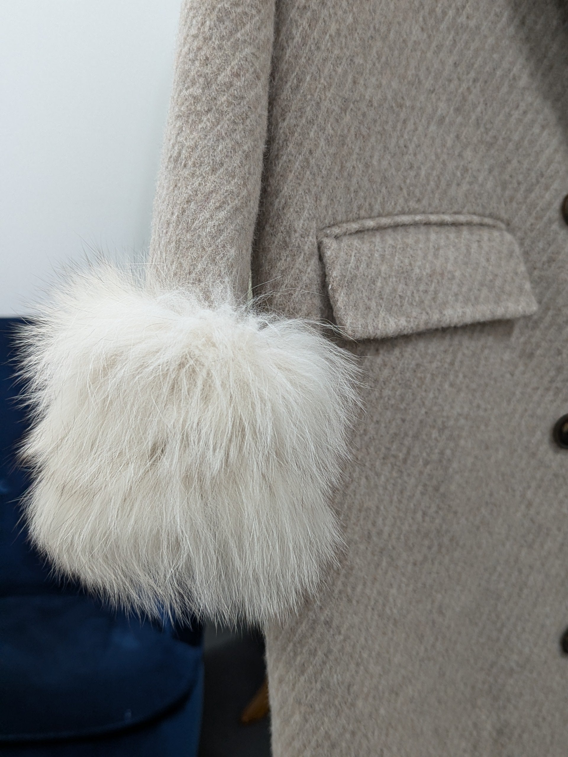 Women's Fur Collar Wool Coats Try-On Available 232 Size XS6-8 70% Wool