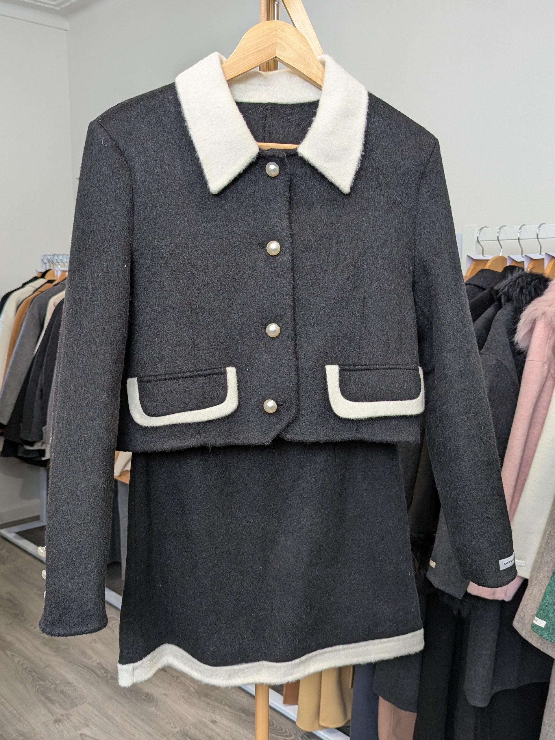 227 70% Wool Coat Set Black M 8-10