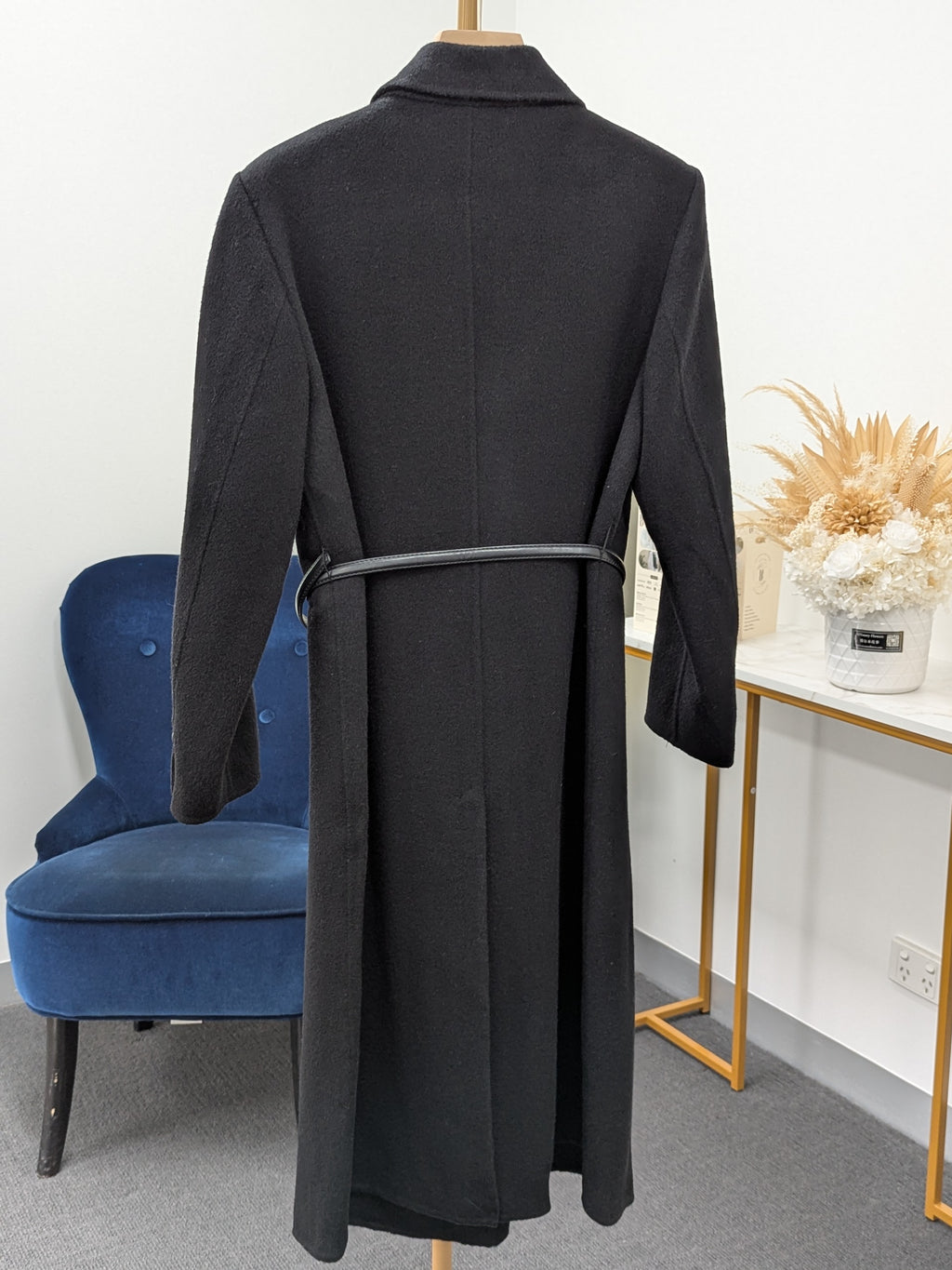 008 100% Wool Black