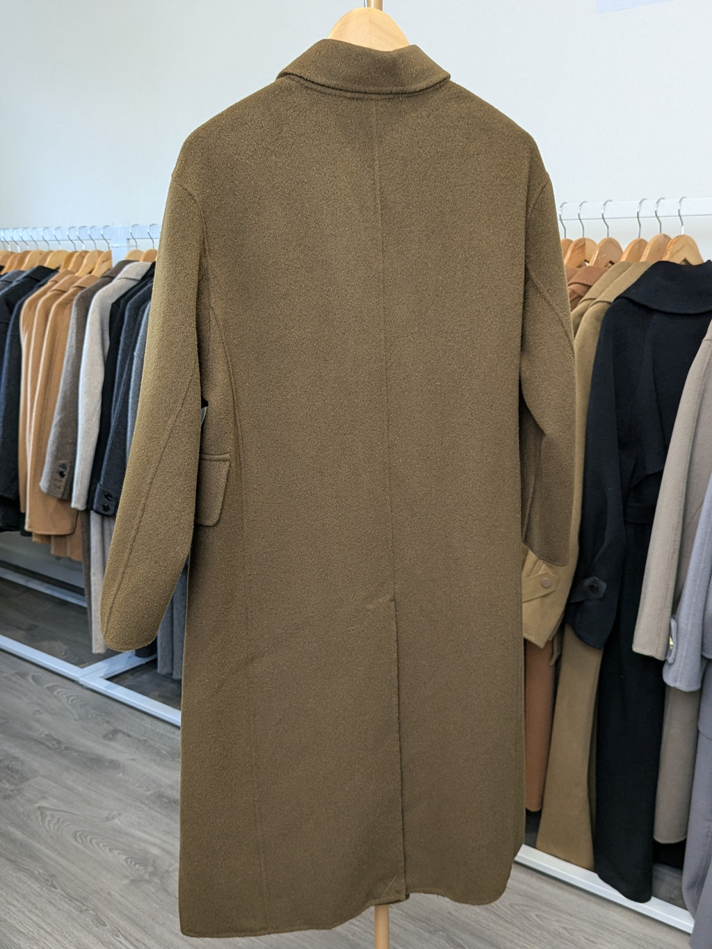 028 100% Wool Coat Black Green