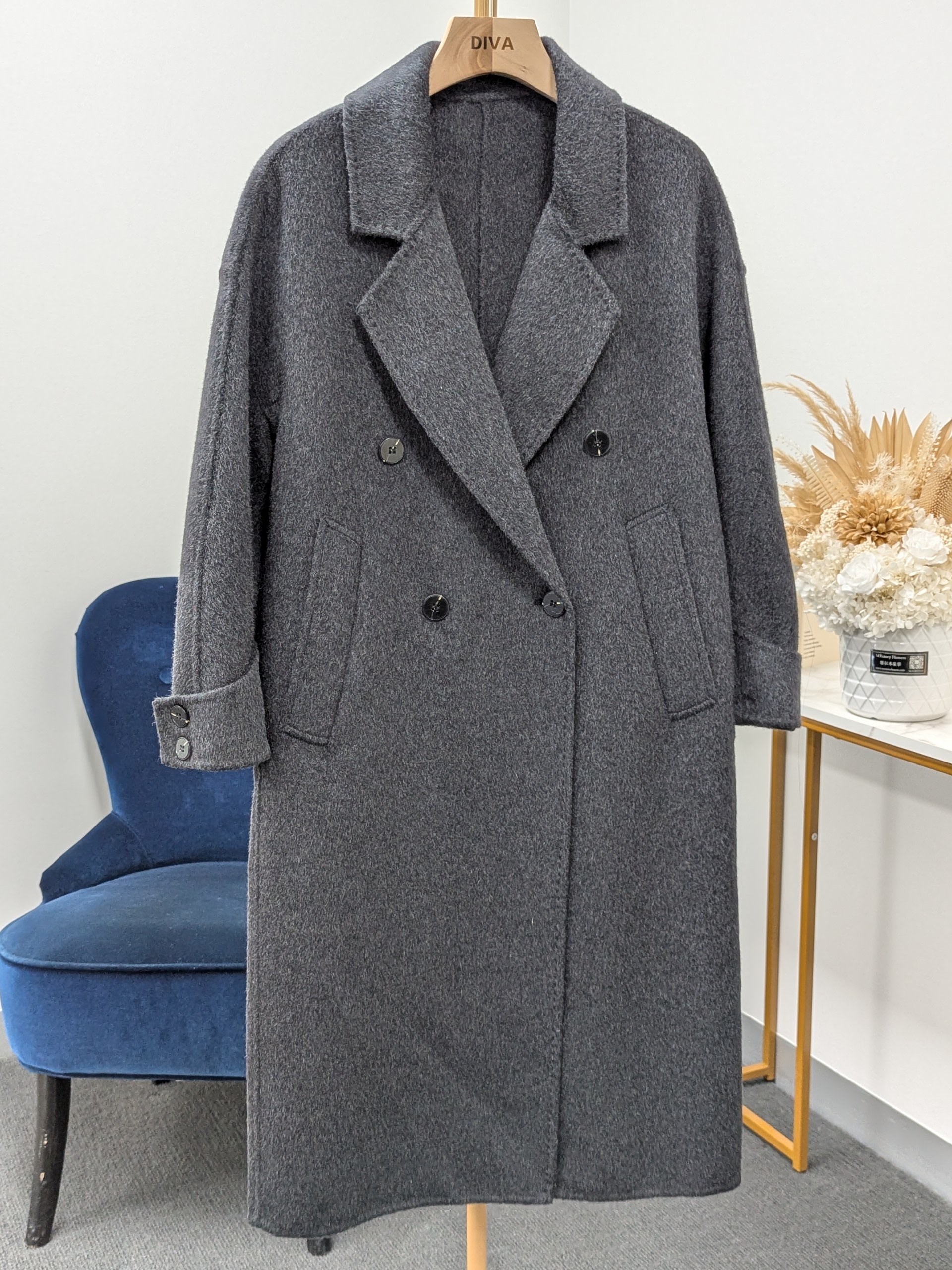009 100% Wool Charcoal