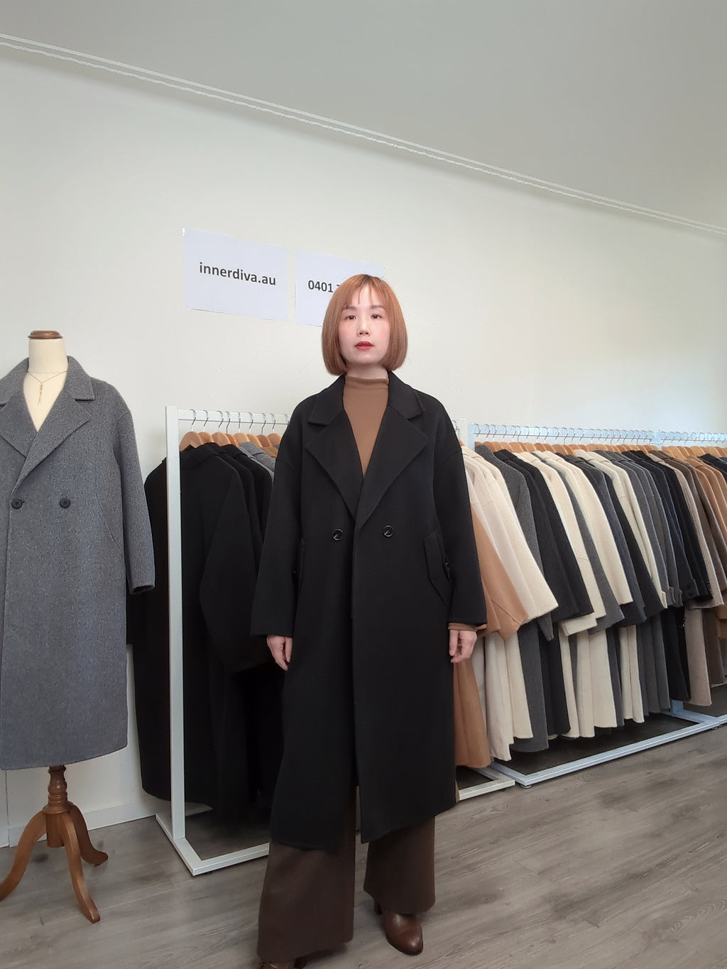 032 100% Wool Coat Black