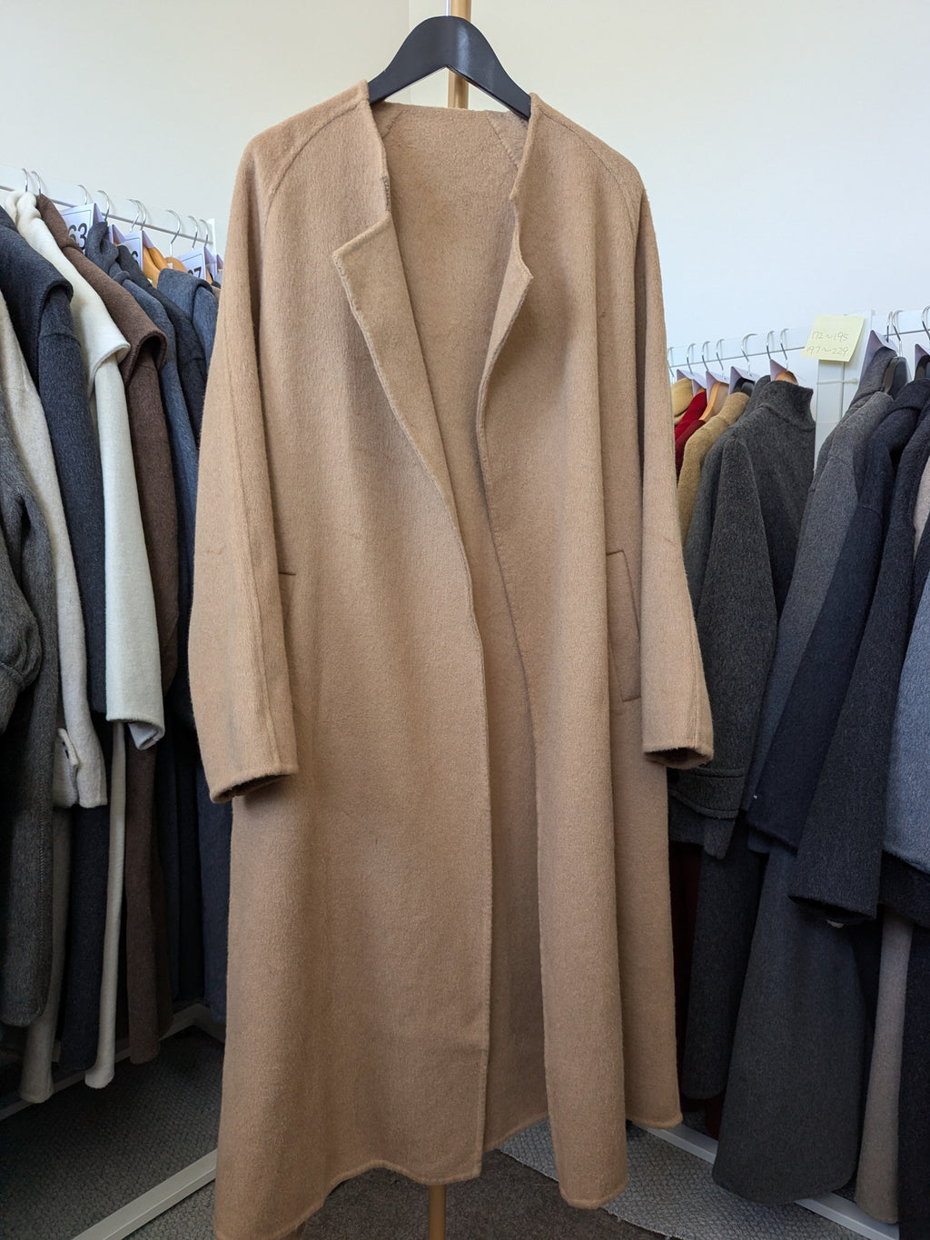 297 100% Wool Coat S 10-12 M 14-16 Light camel