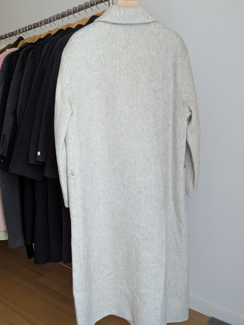 Brand New Pure Wool Coat High Quality Wool 154 Size M8-12