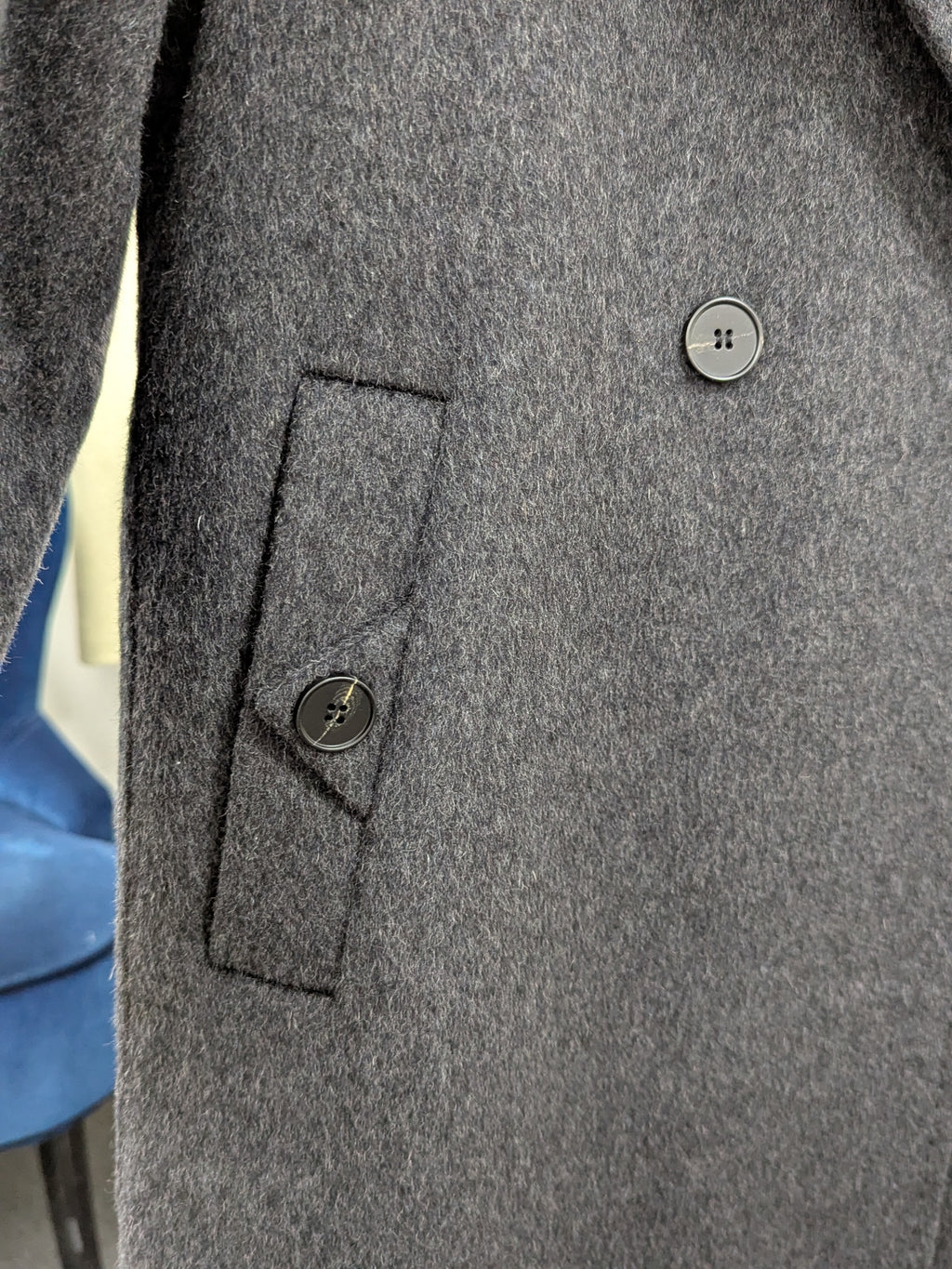 010 100% Wool Charcoal