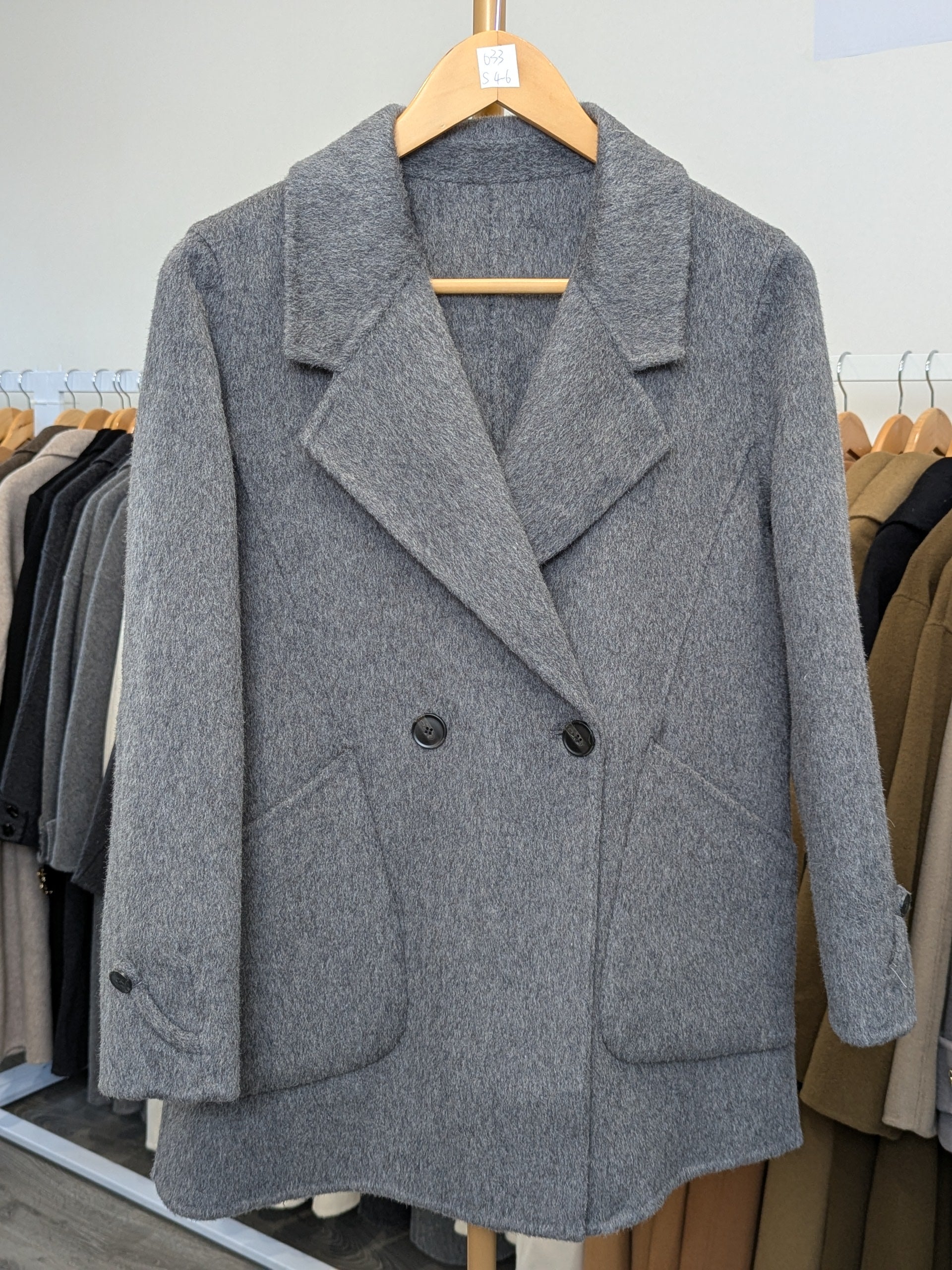 033 100% Wool Coat Grey