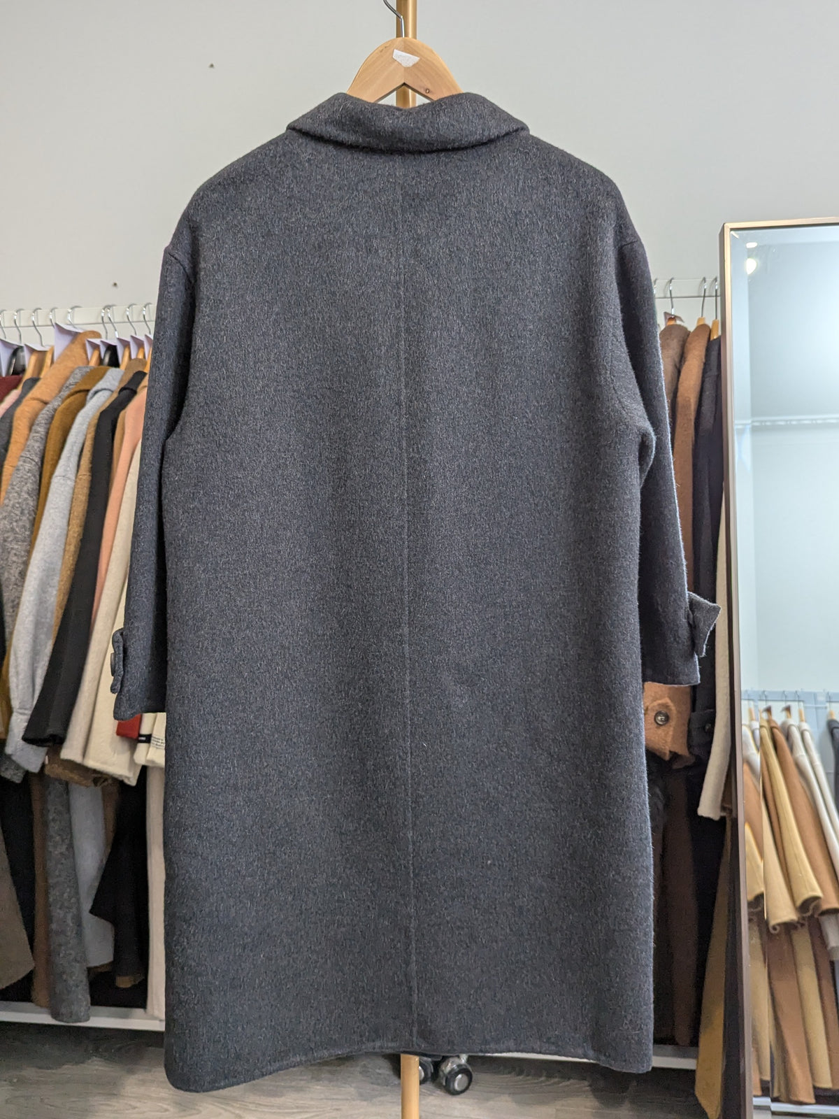 264 69% Wool Coat Charcoal M 12-14