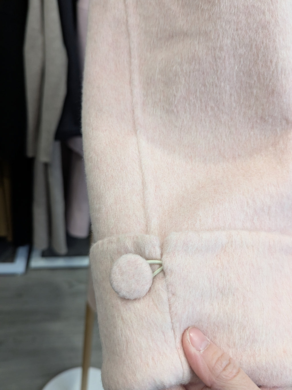 196 100% Wool Coat Black Pink