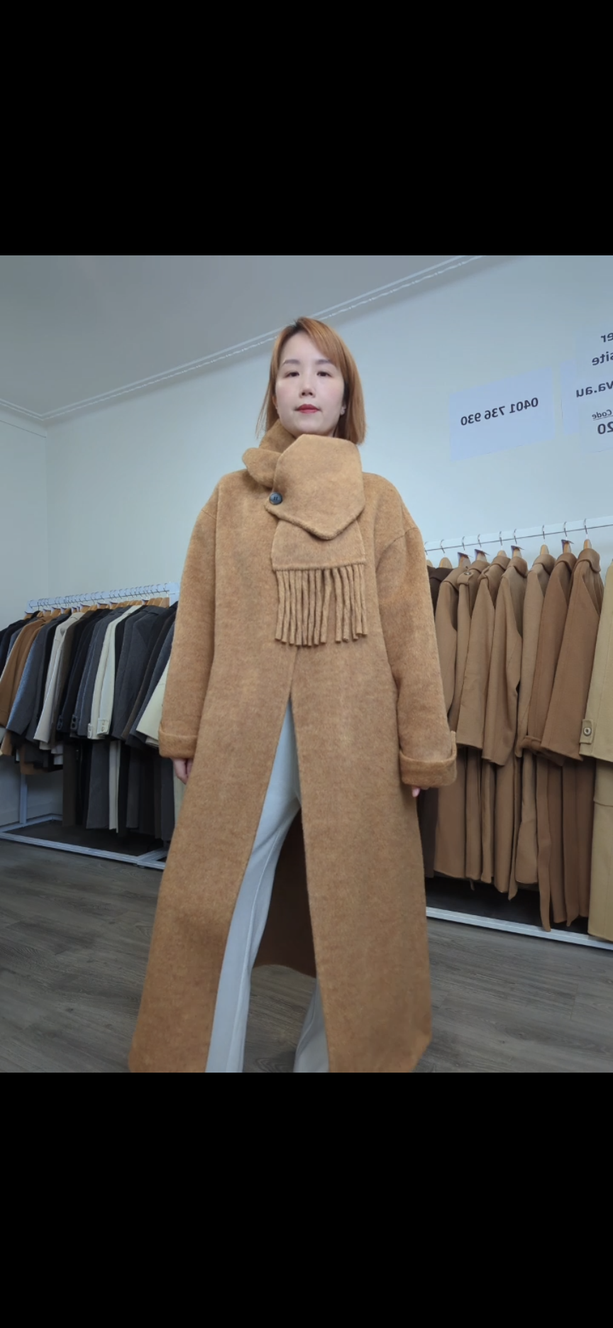 113 70% Wool Coat with scarf L 10-12
