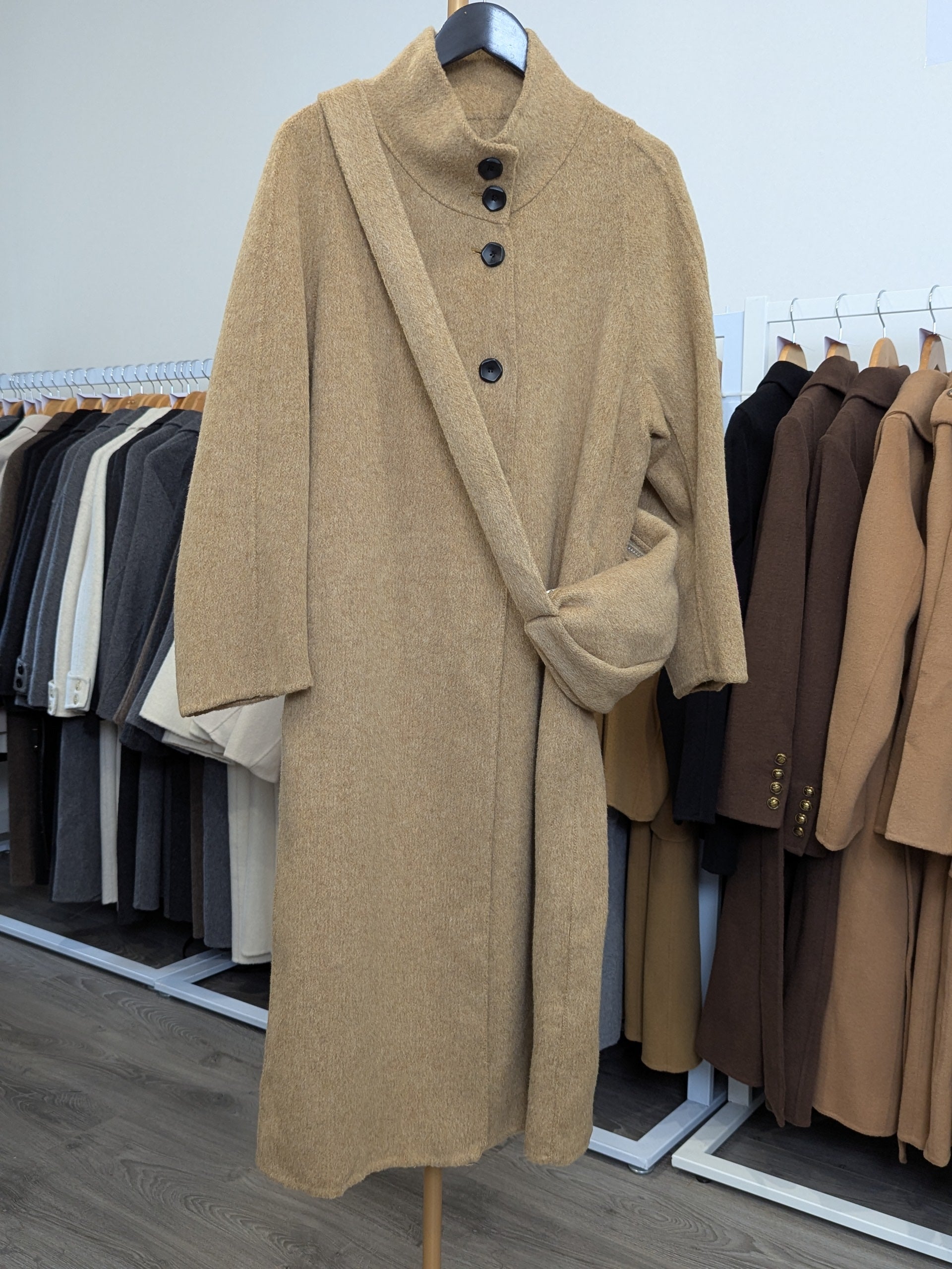 194 100% Wool Coat Light Camel S 10-12 With bag