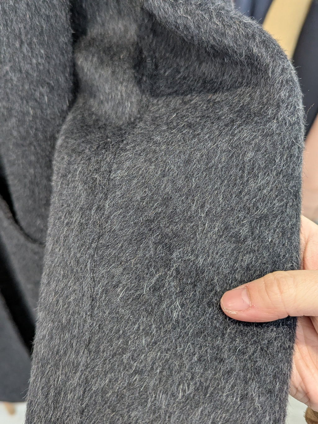 019 90% wool Rabbit Fur Yak wool Charcoal