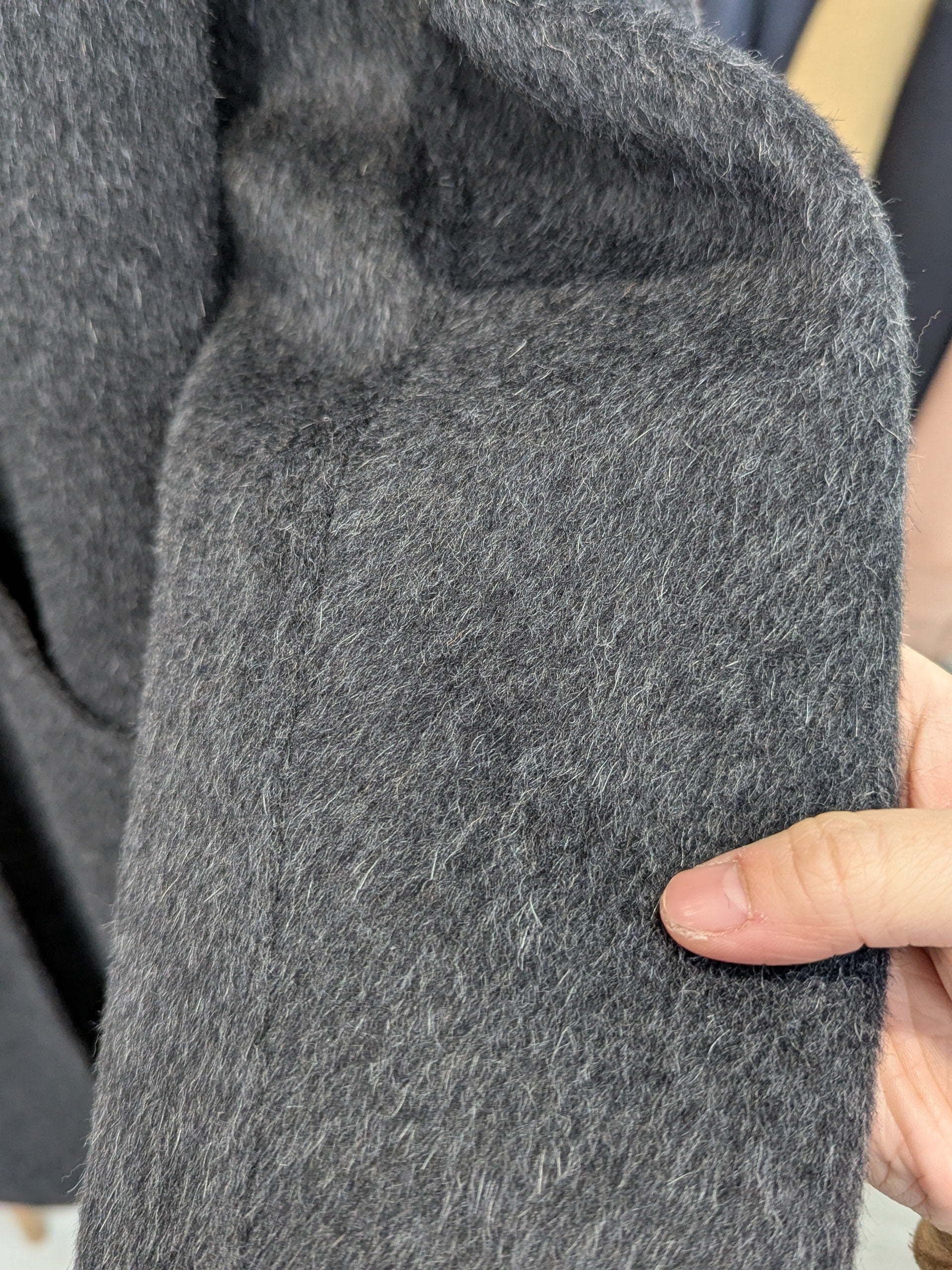 019 90% wool Rabbit Fur Yak wool Charcoal
